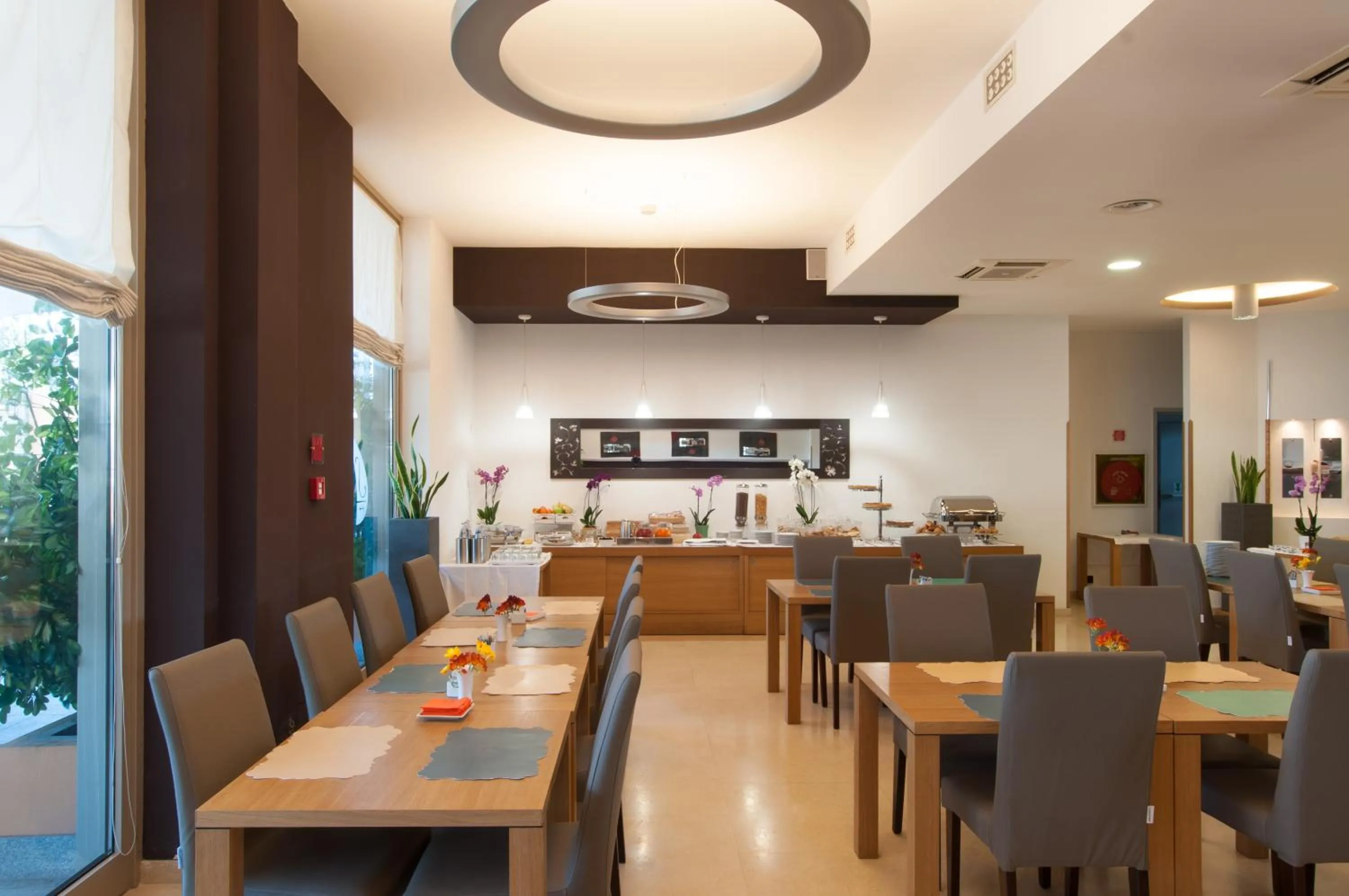 Breakfast in Sanlu Hotel