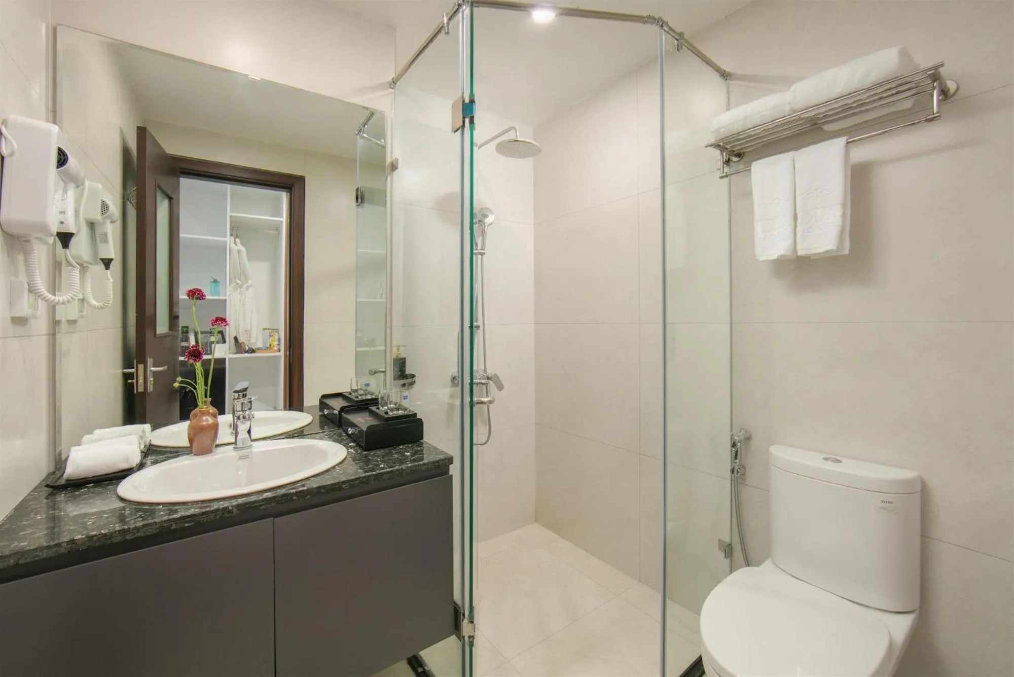 Bathroom in Amira Hotel Bắc Ninh