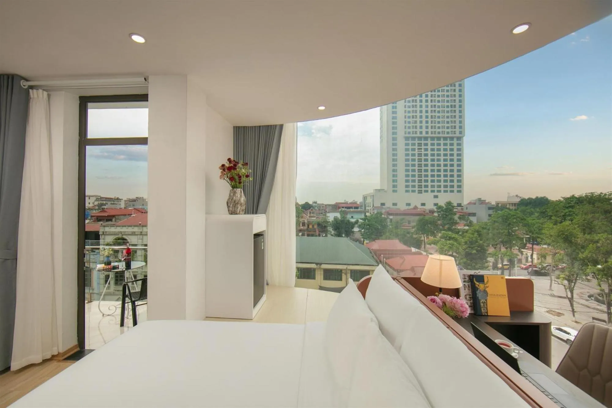 Bed in Amira Hotel Bắc Ninh