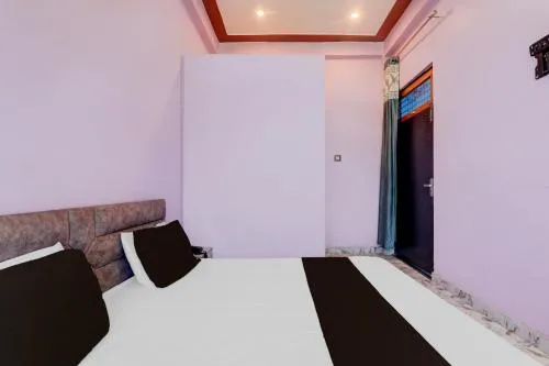 SPOT ON by OYO Green Indian Hotel And Rooms