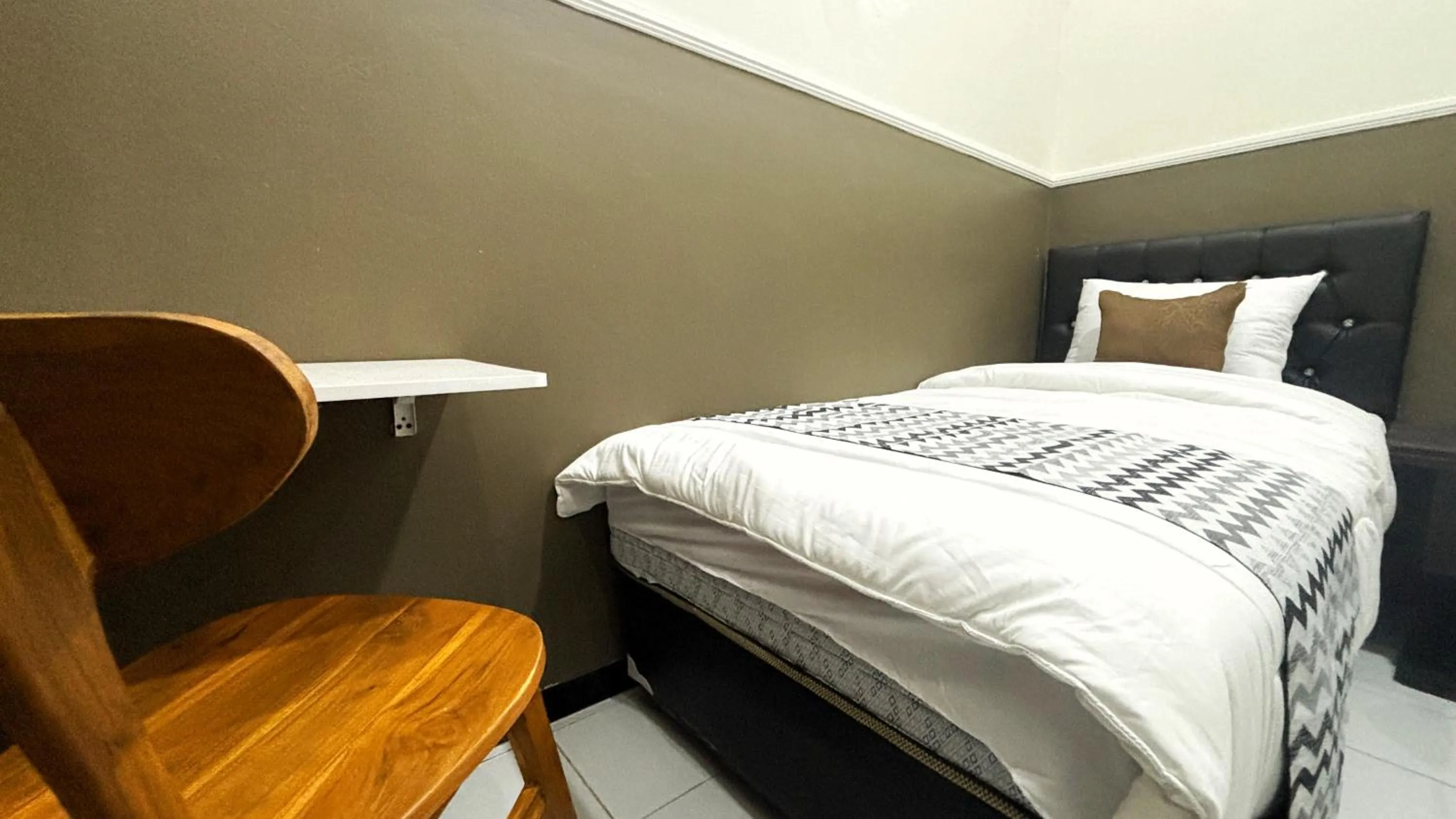 Bedroom, Bed in Griya Inn