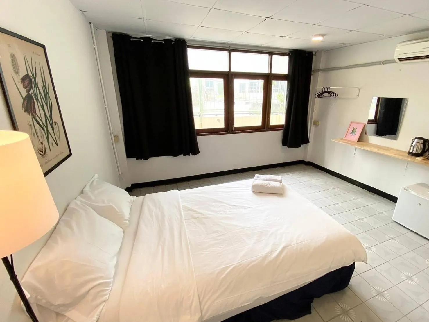 Bed in XX GO INN BTS Ari - BTS Ari Station