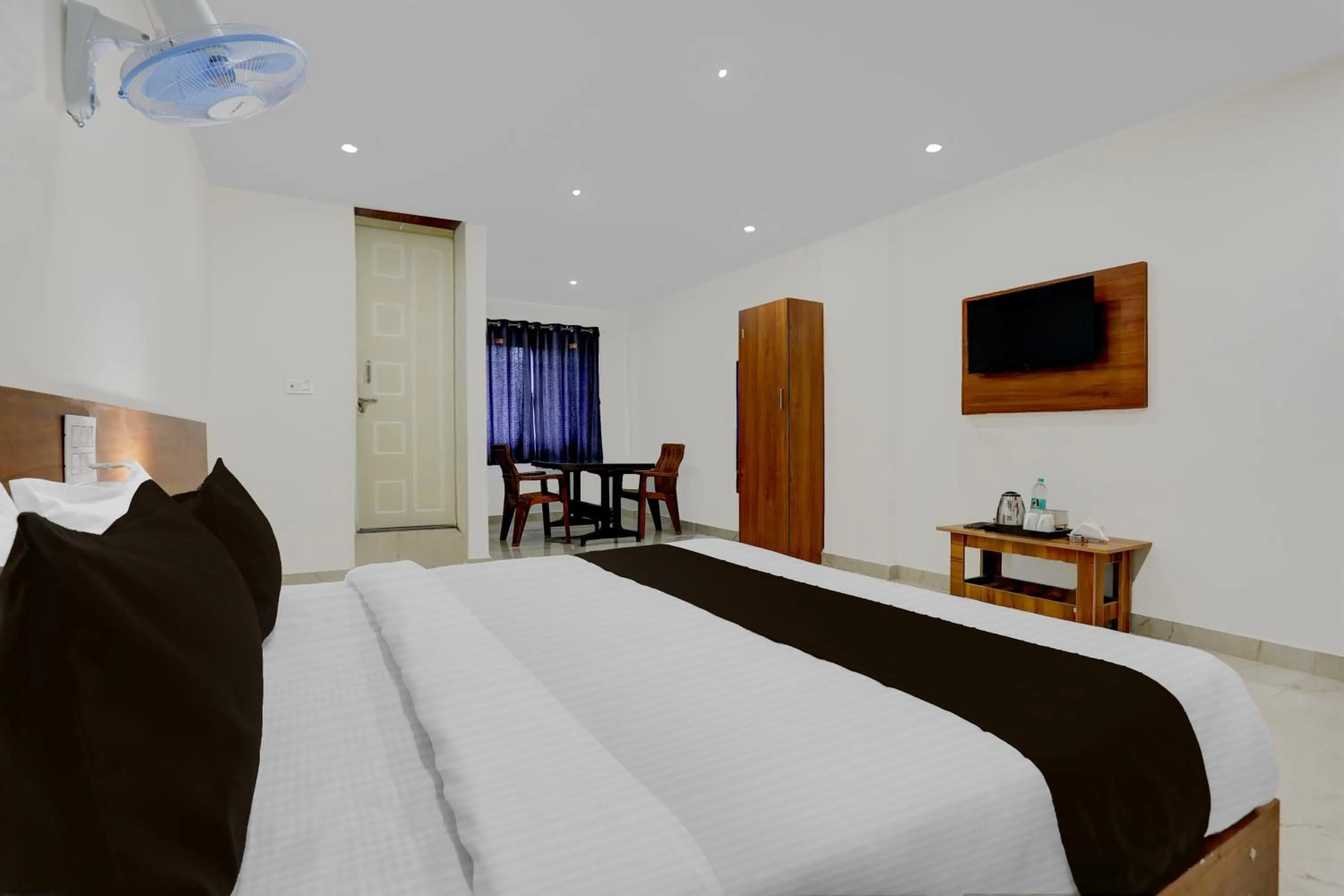 Super Collection O Chikmagalur Zilla Panchayat Formerly Relax Inn