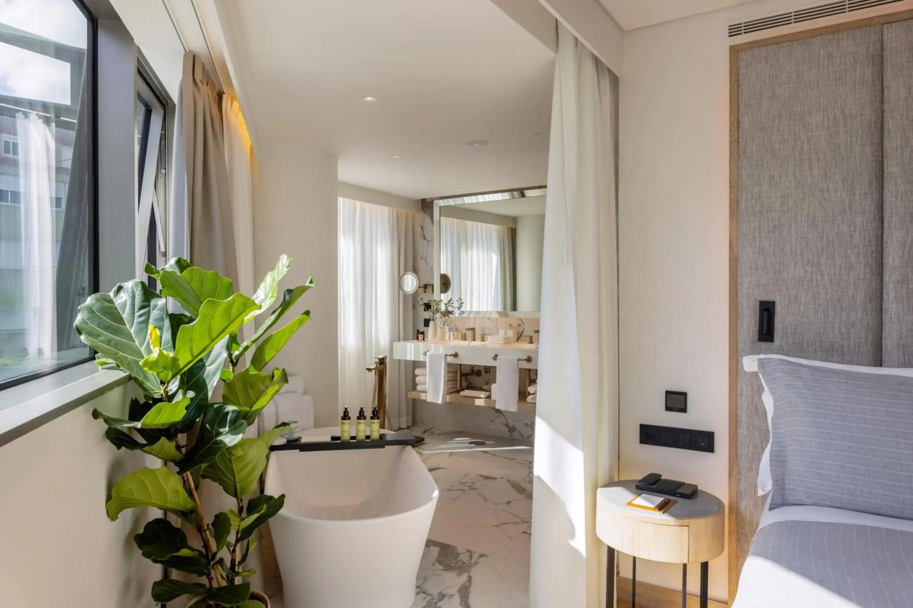 Bathroom in ME Lisbon by Meliá Bathroom in ME Lisbon by Meliá