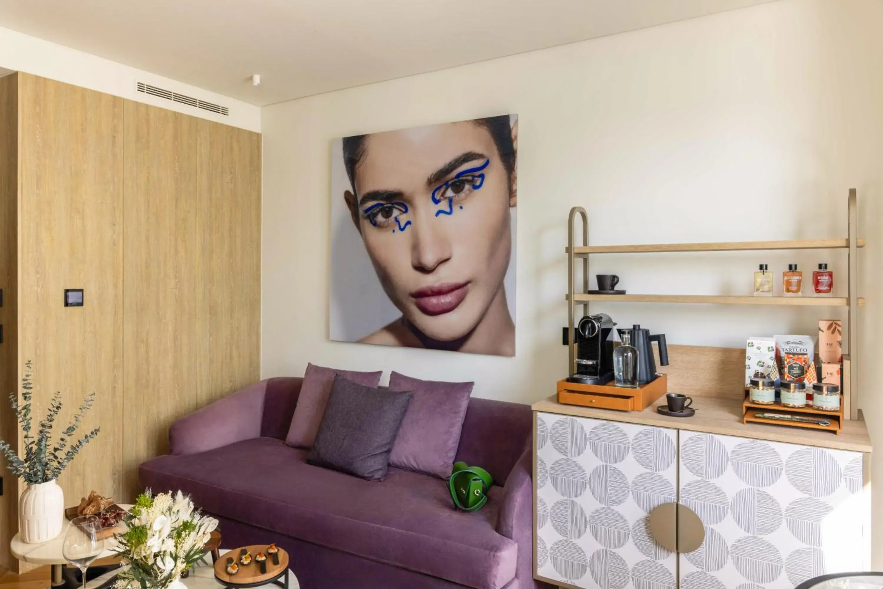 Living room in ME Lisbon by Meliá Living room in ME Lisbon by Meliá