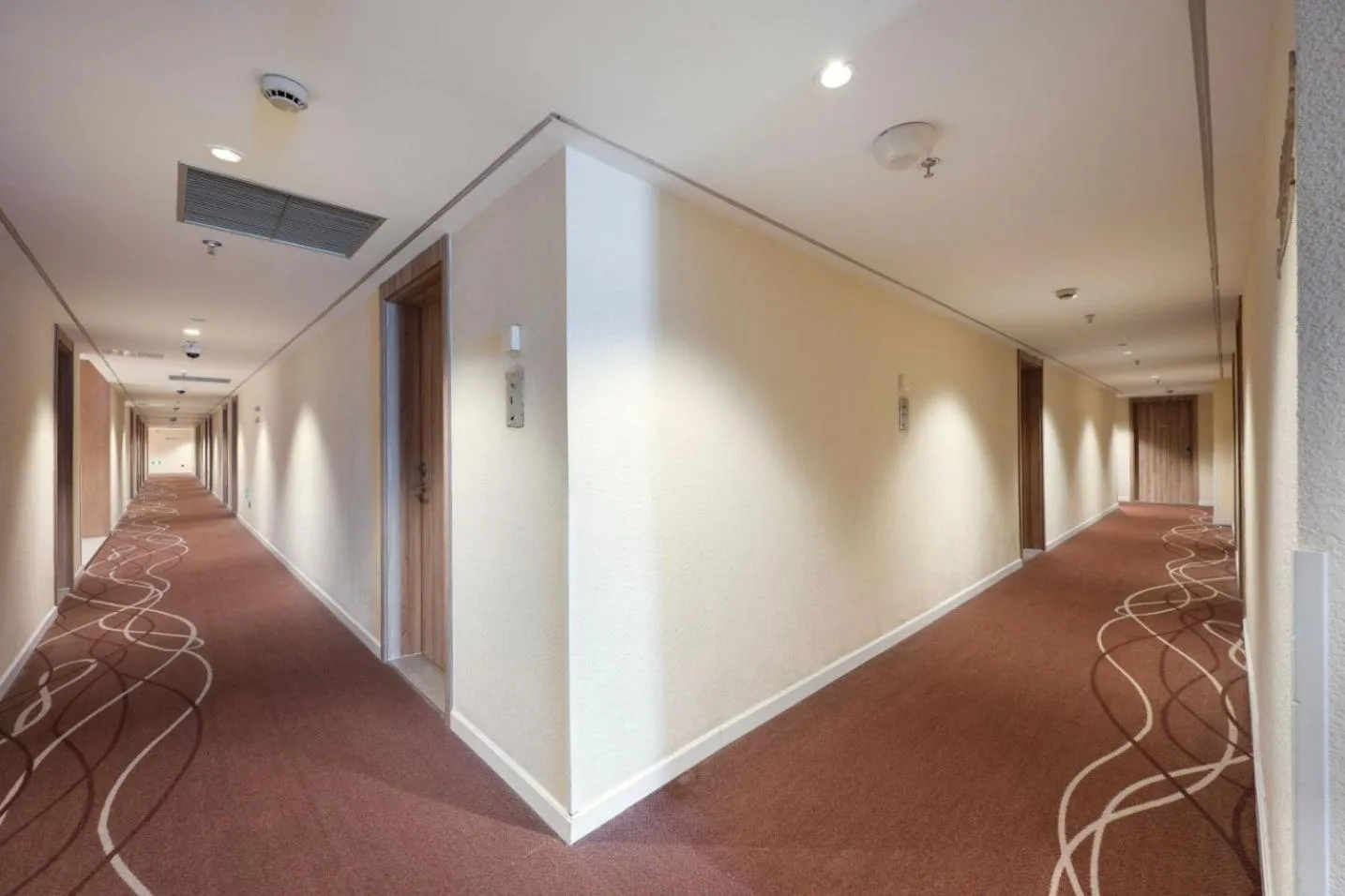 Property building in Hanting Premium Hotel Shanghai Caolu Finance College