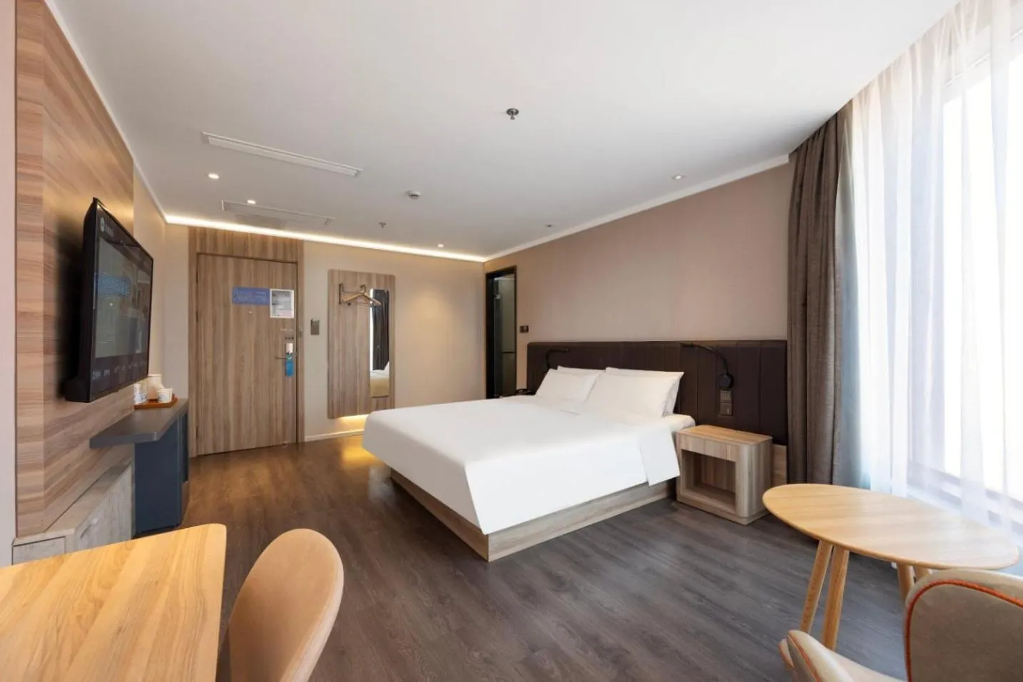 Photo of the whole room, Bed in Hanting Premium Hotel Shanghai Caolu Finance College