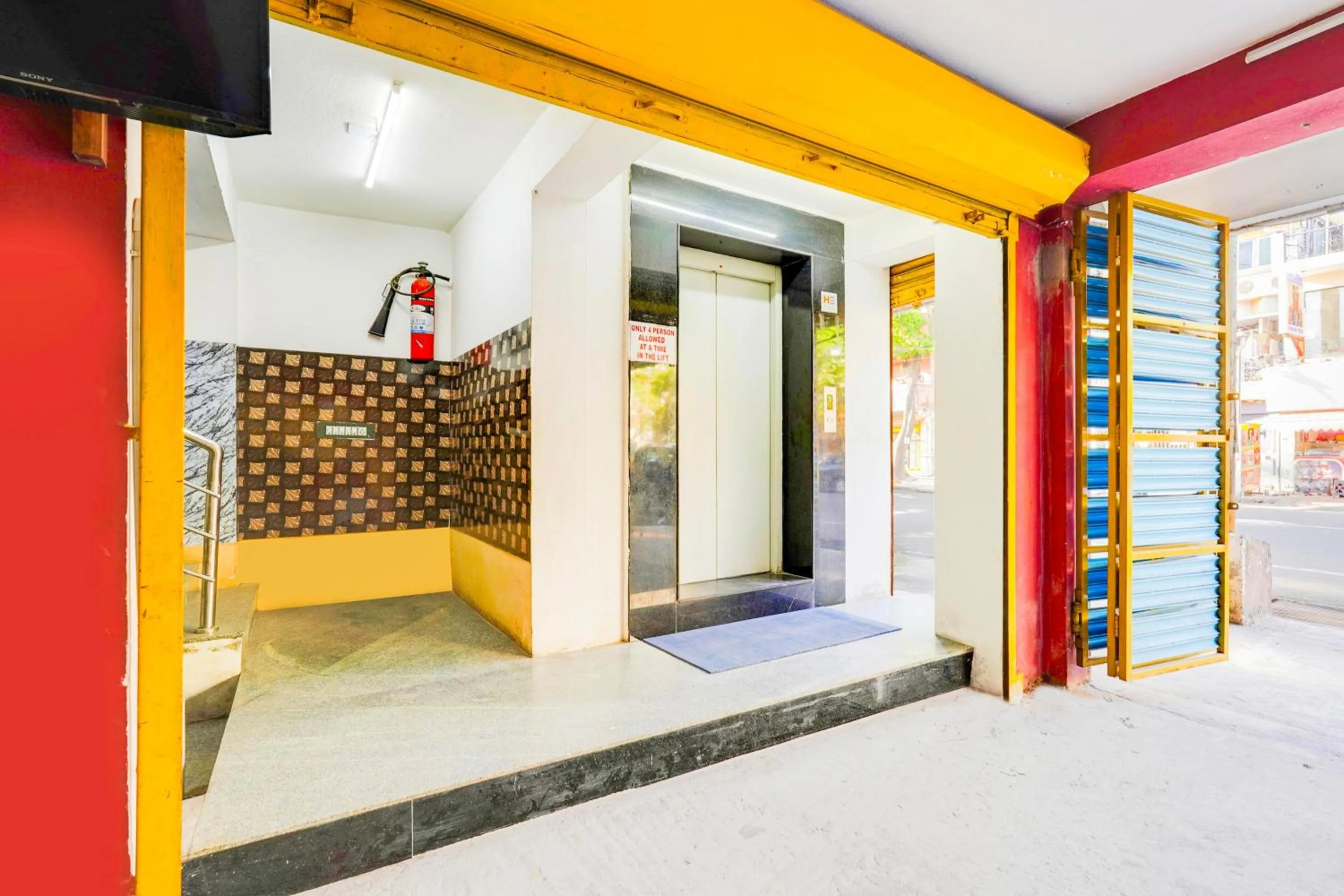 Facade/entrance in Super Hotel O Heritage Town Formerly Vasavi