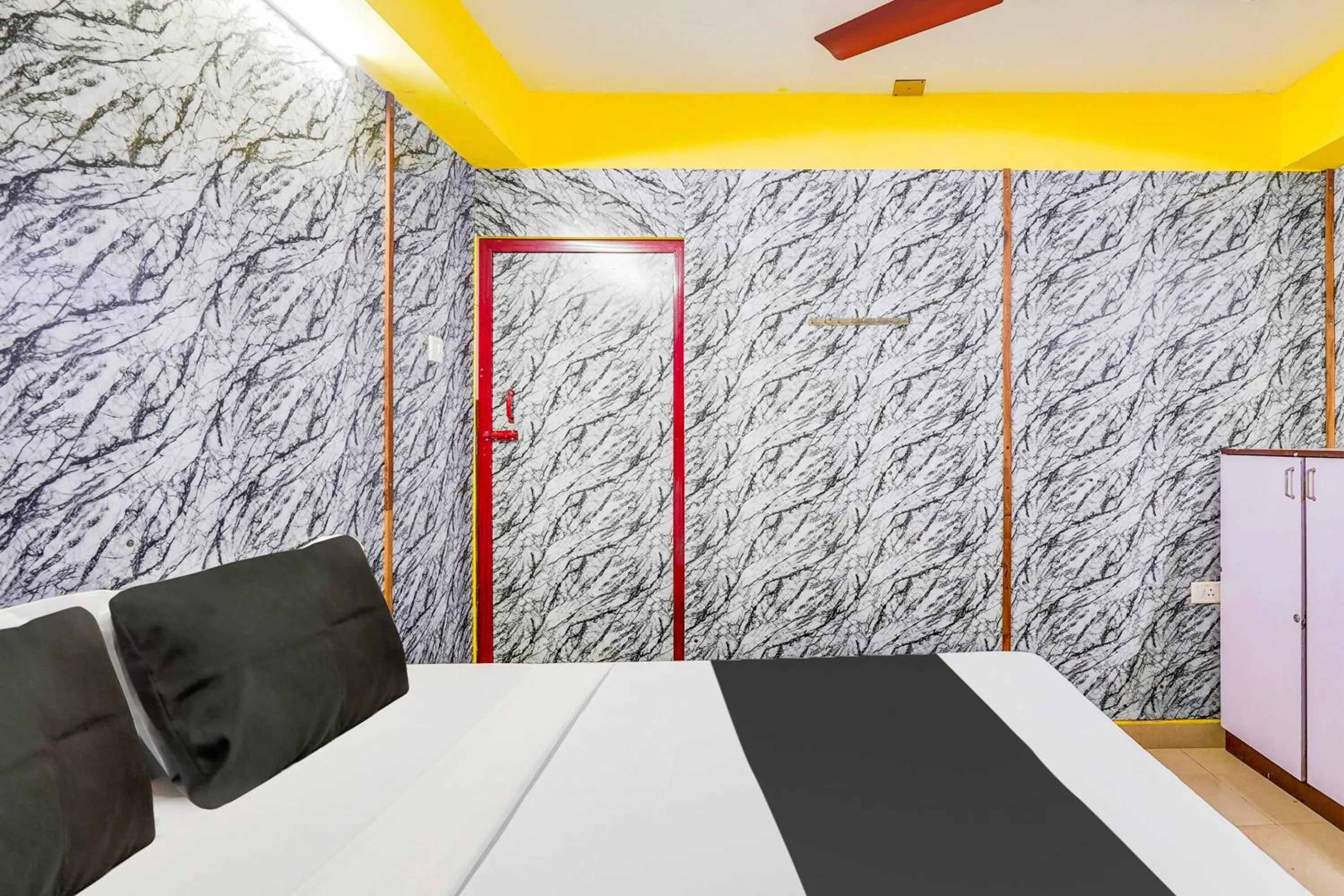 Bedroom, Bed in Super Hotel O Heritage Town Formerly Vasavi