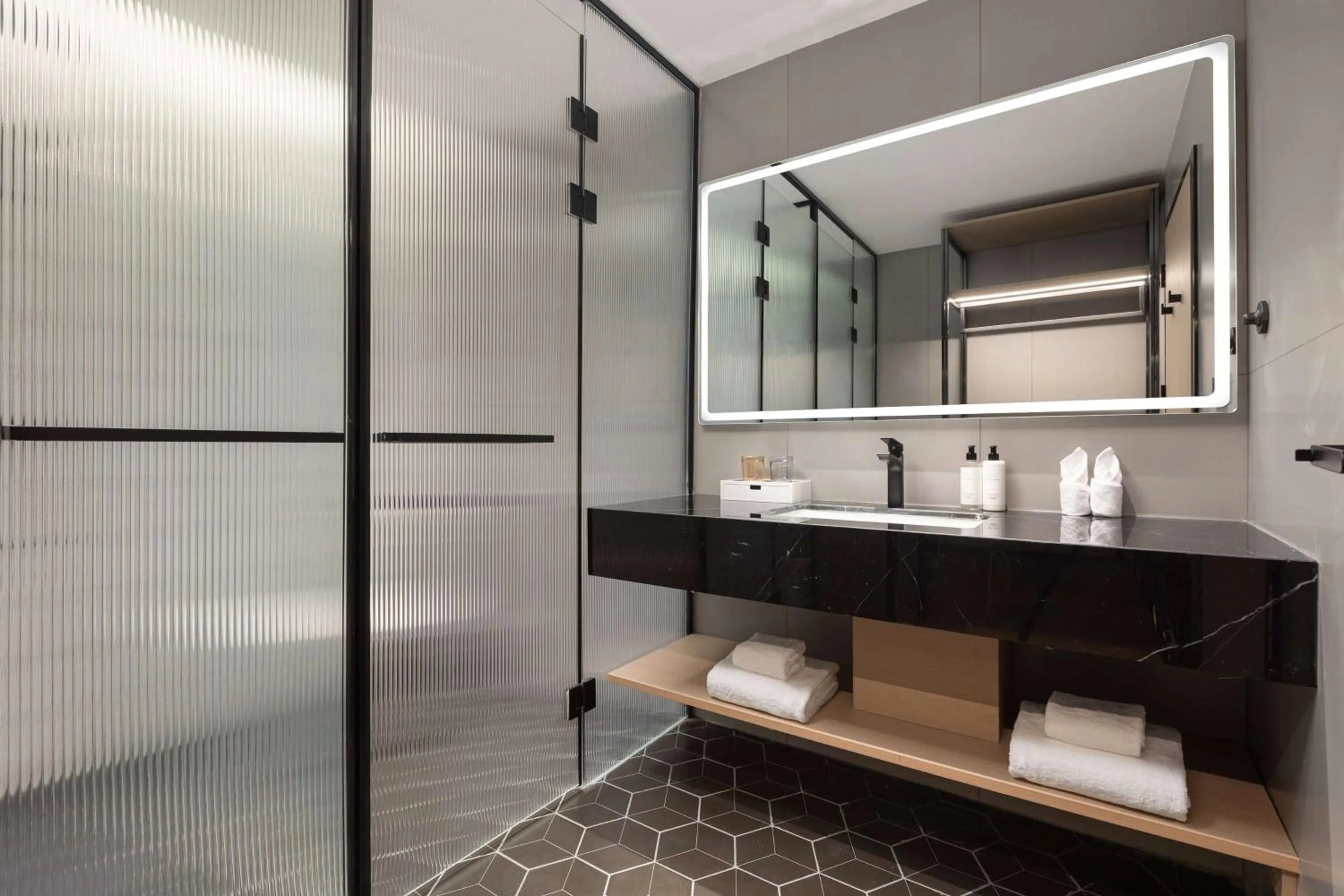 Bathroom in Microtel by Wyndham Xian Beilin