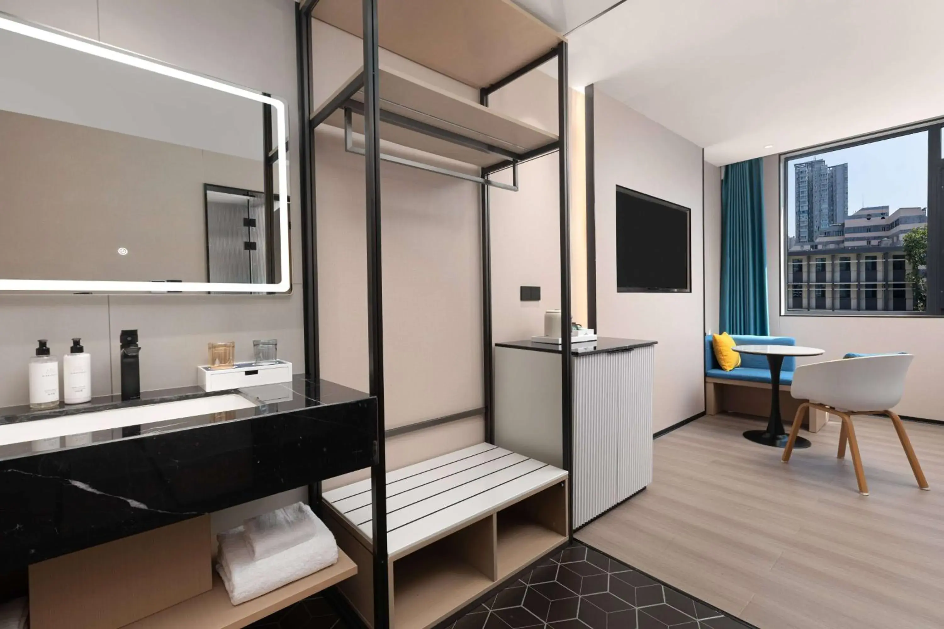 Photo of the whole room in Microtel by Wyndham Xian Beilin Photo of the whole room in Microtel by Wyndham Xian Beilin