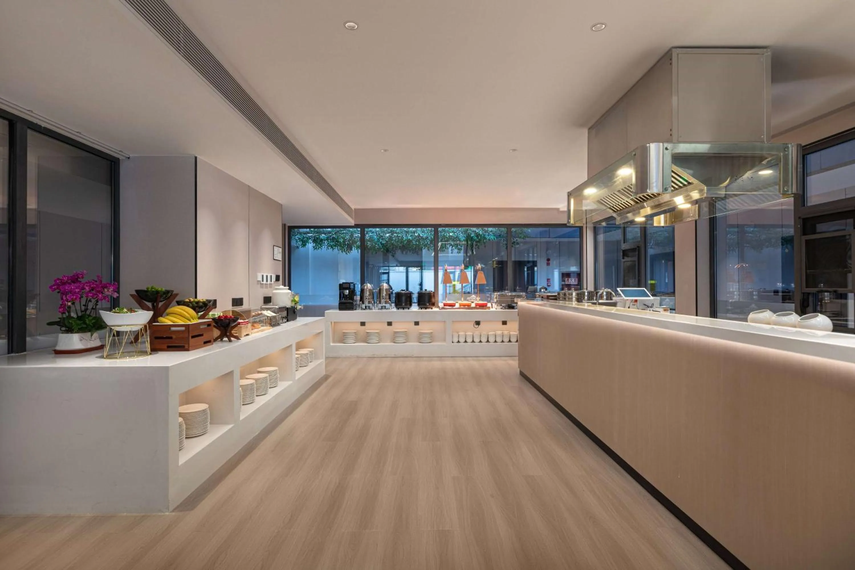 Restaurant/places to eat in Microtel by Wyndham Xian Beilin