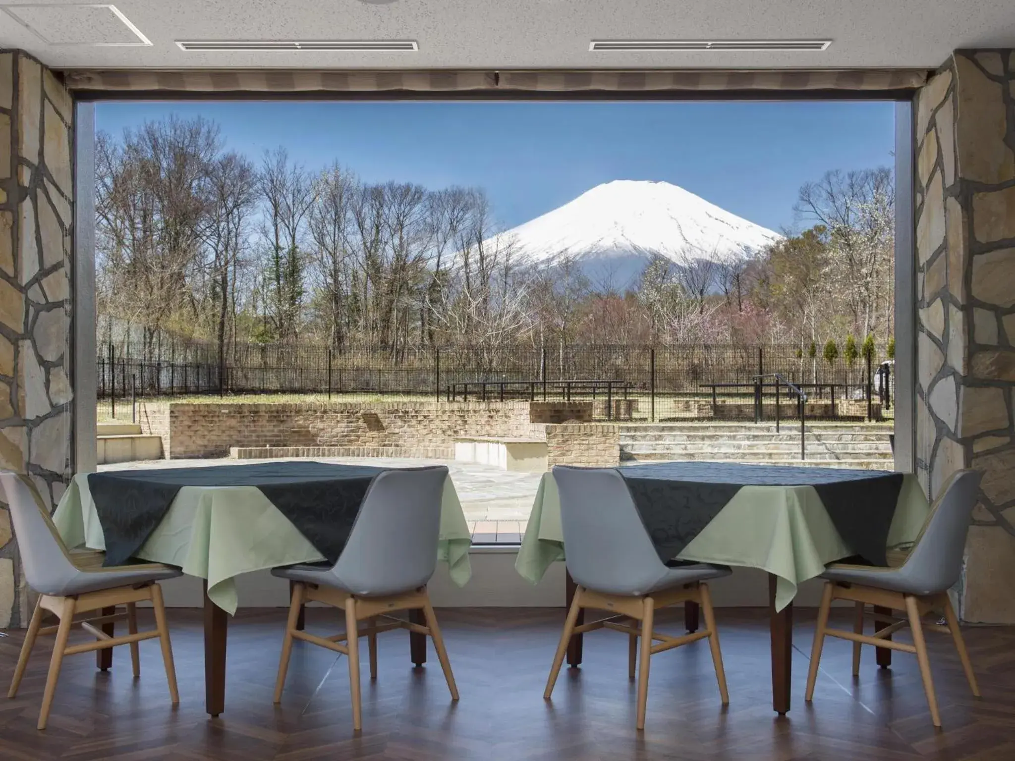 Restaurant/places to eat in Wan's Resort Yamanakako Restaurant/places to eat in Wan's Resort Yamanakako