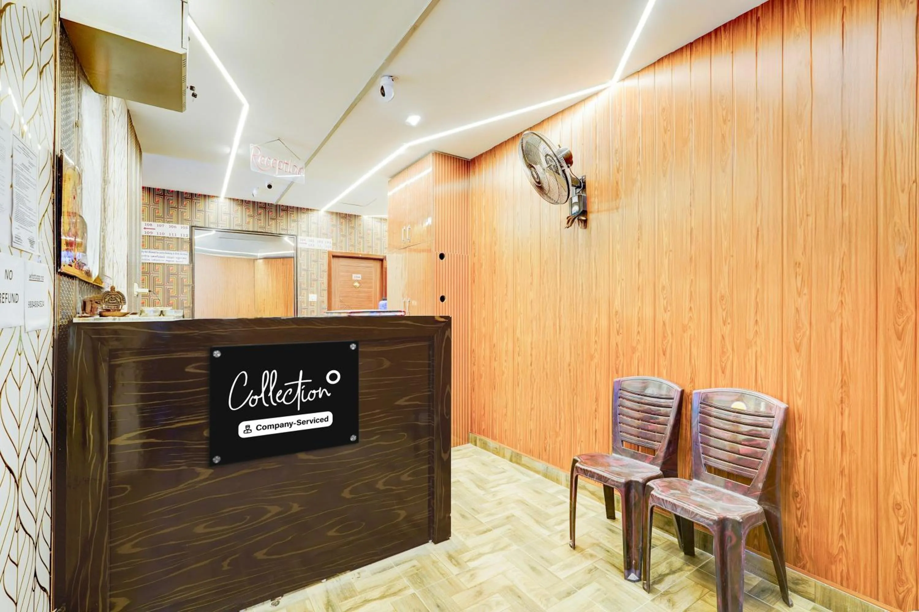 Lobby or reception in Super Collection O Kundrathur Near Murugan Temple