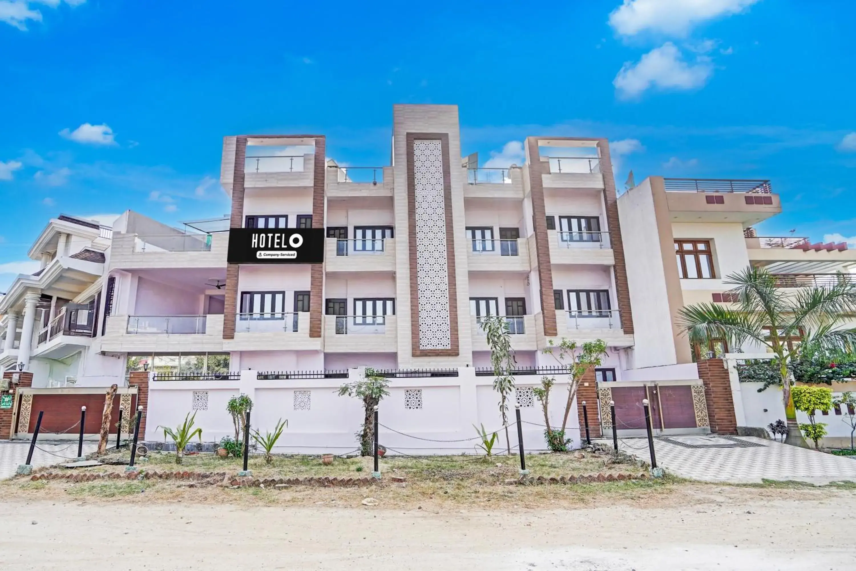 Super Hotel O Garden View Vrindavan Lucknow Super Hotel O Garden View Vrindavan Lucknow