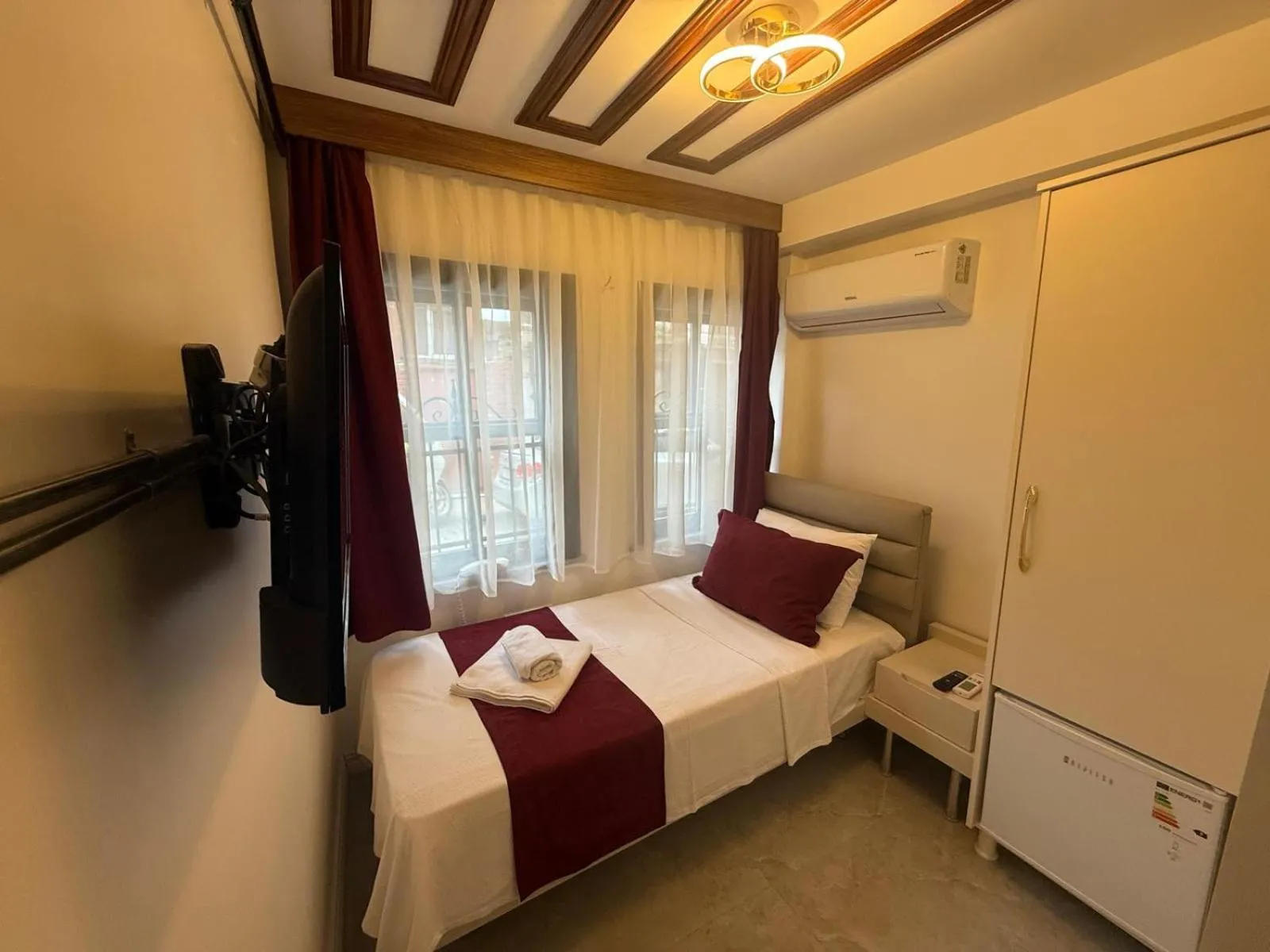 Bed in Neo Konak