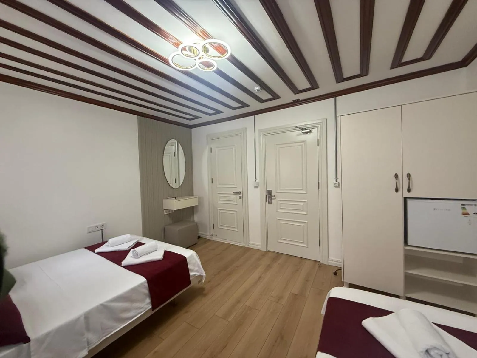 Photo of the whole room, Bed in Neo Konak