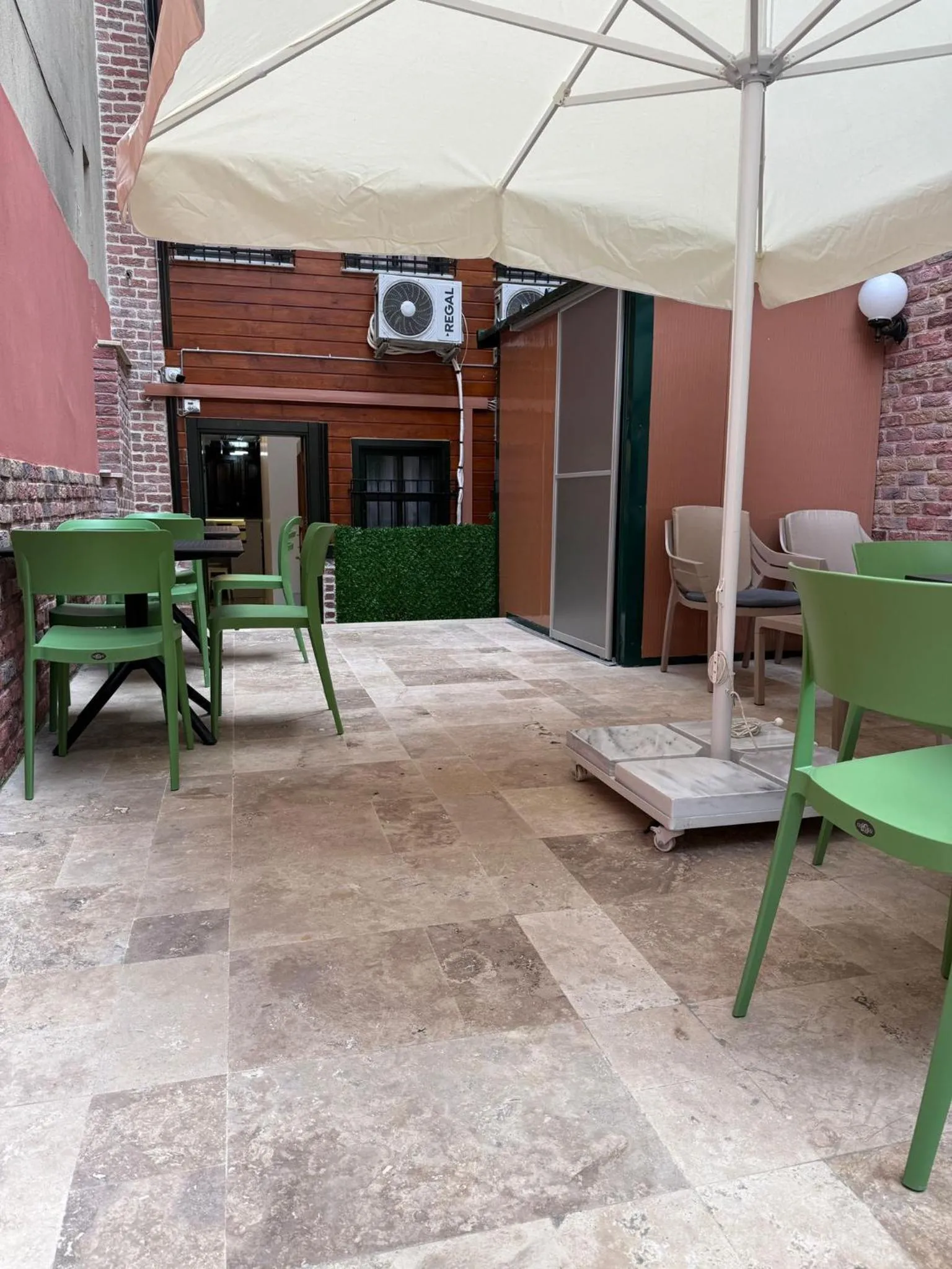 Garden in Neo Konak