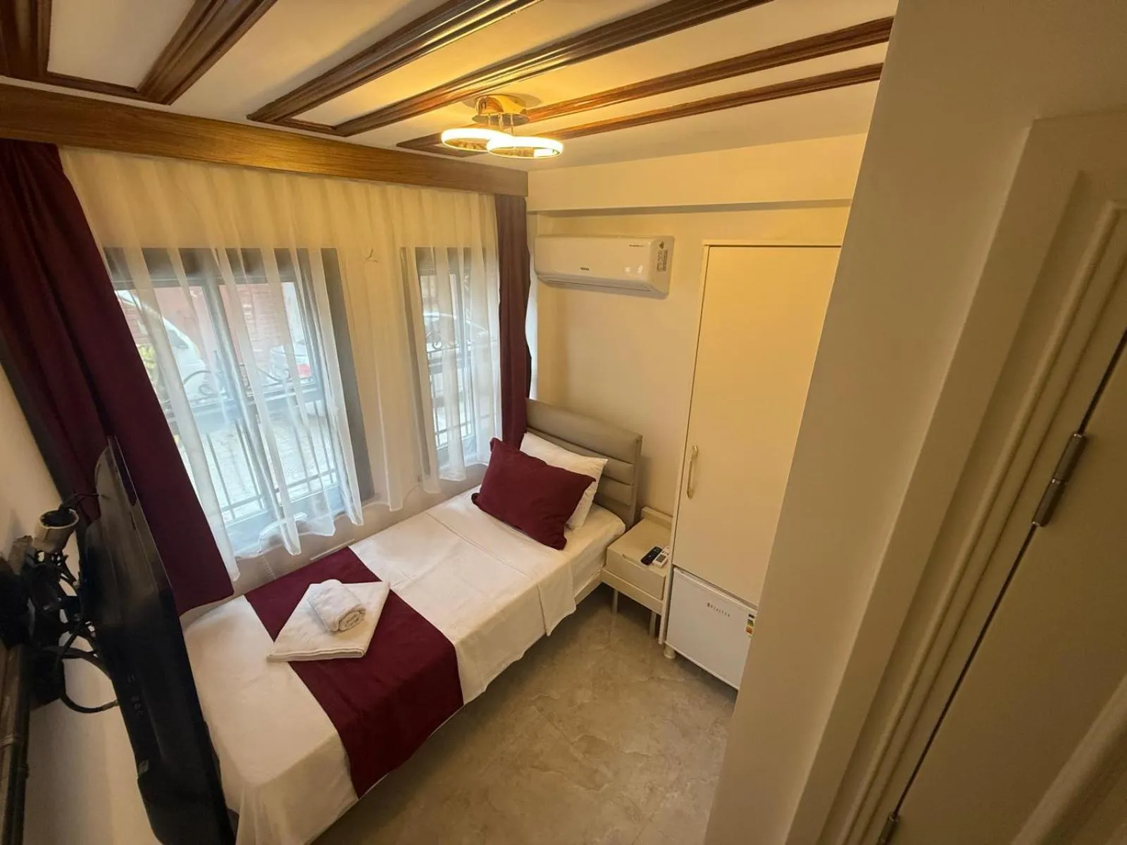 Bed in Neo Konak