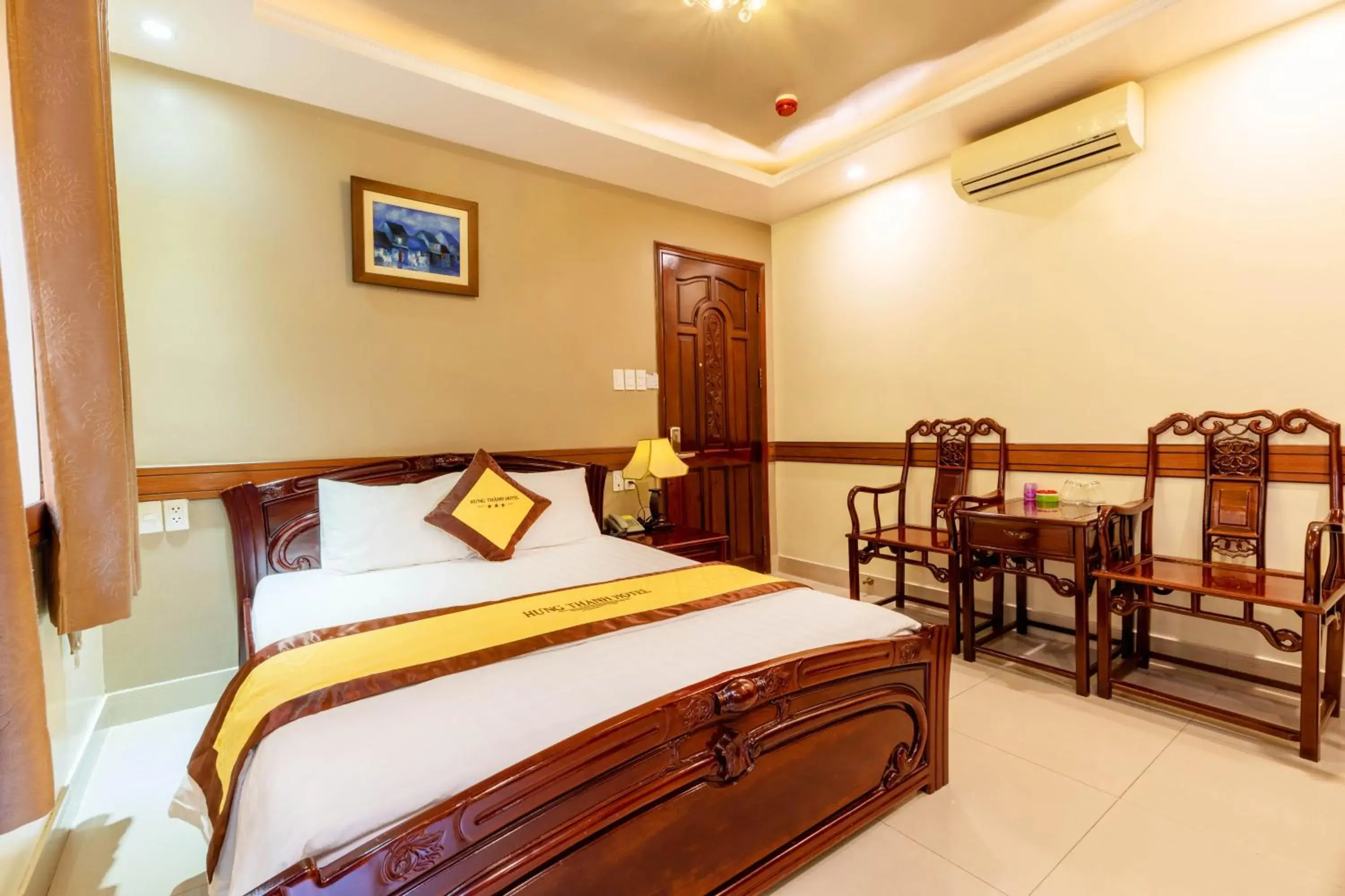 Bed in Hung Thanh Airport Hotel - Gần Siêu Thị Vincom Bed in Hung Thanh Airport Hotel - Gần Siêu Thị Vincom