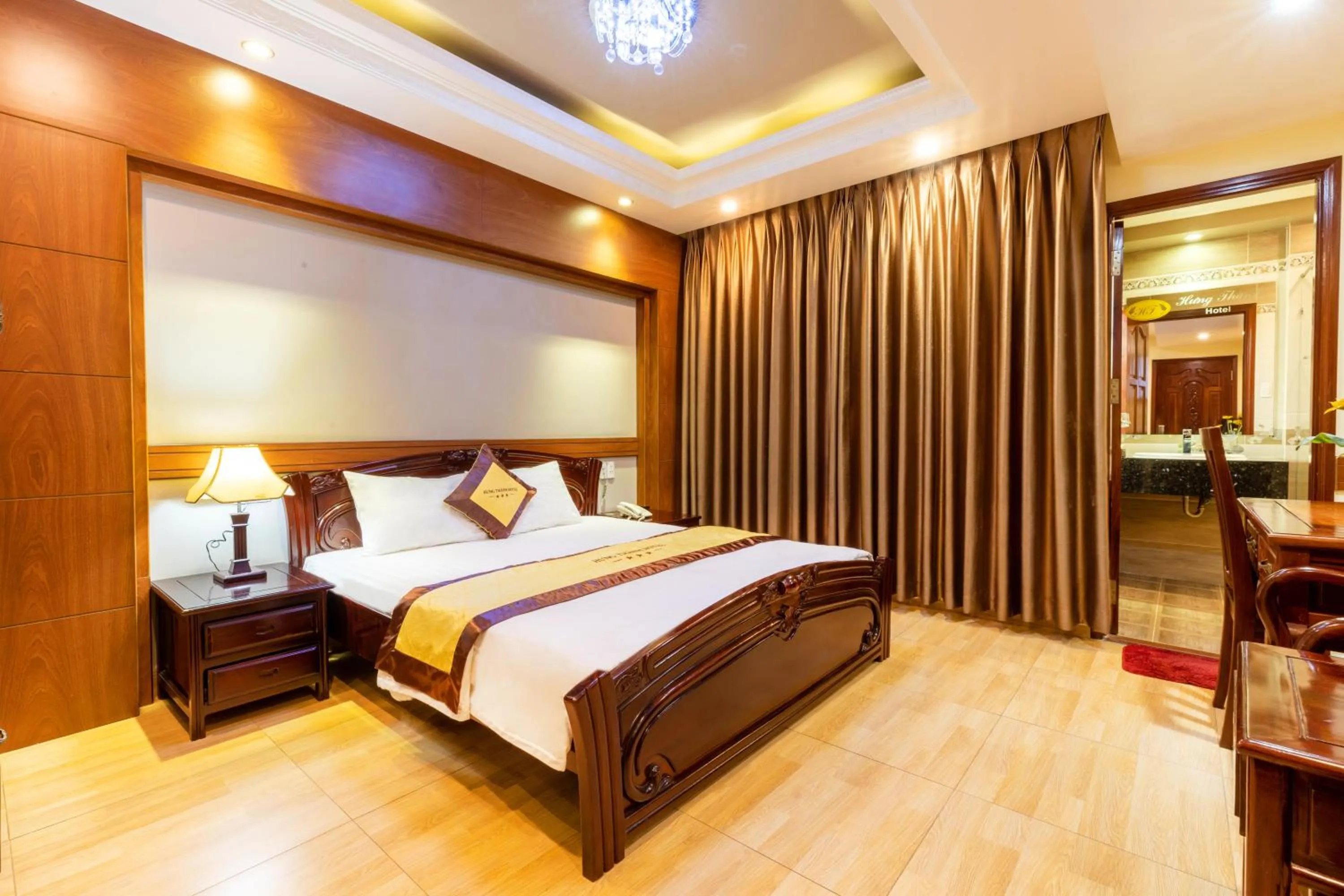 Bed in Hung Thanh Airport Hotel - Gần Siêu Thị Vincom