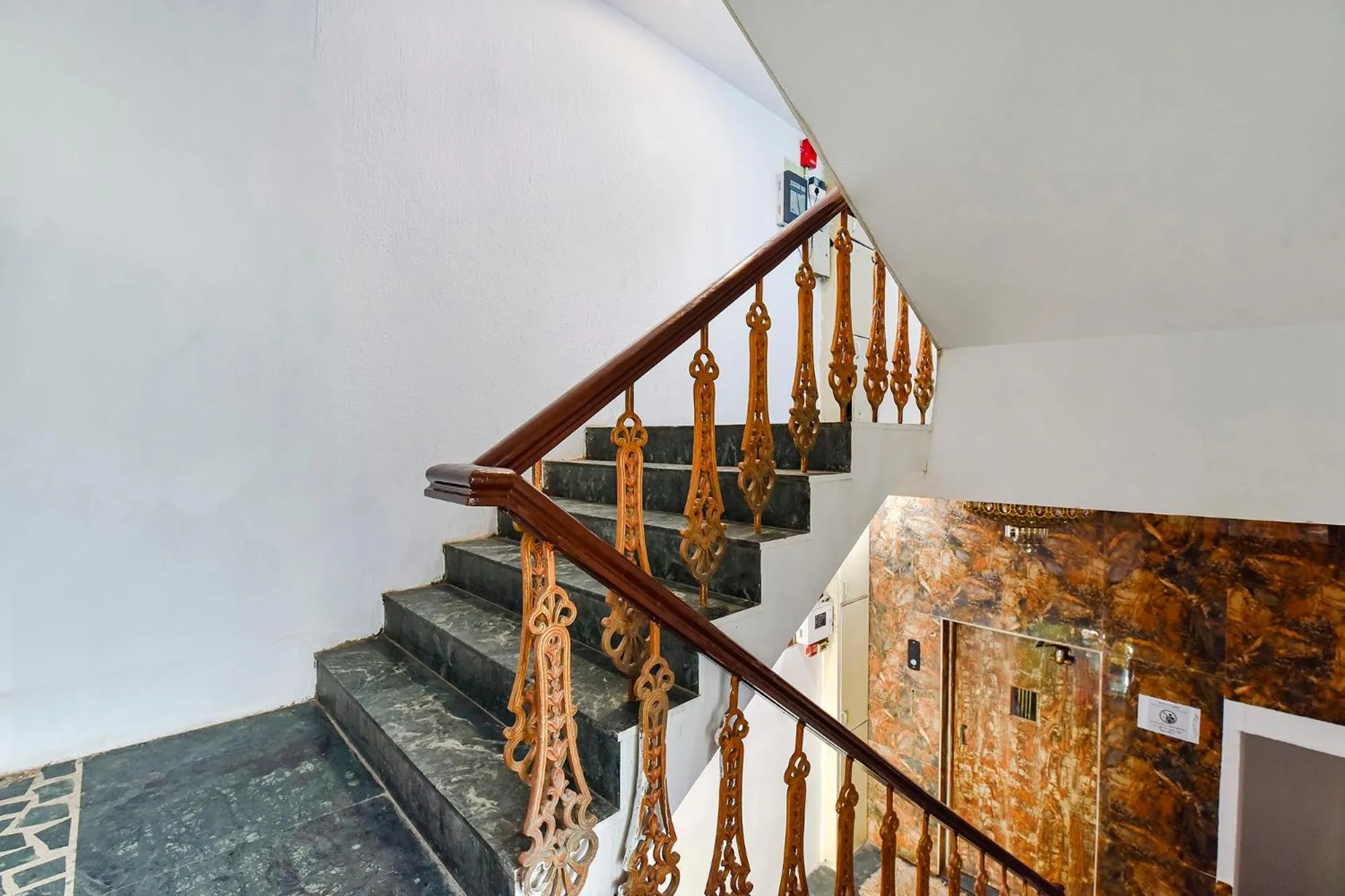 Lobby or reception in FabHotel Crystal Inn II - Paldi Char Rasta