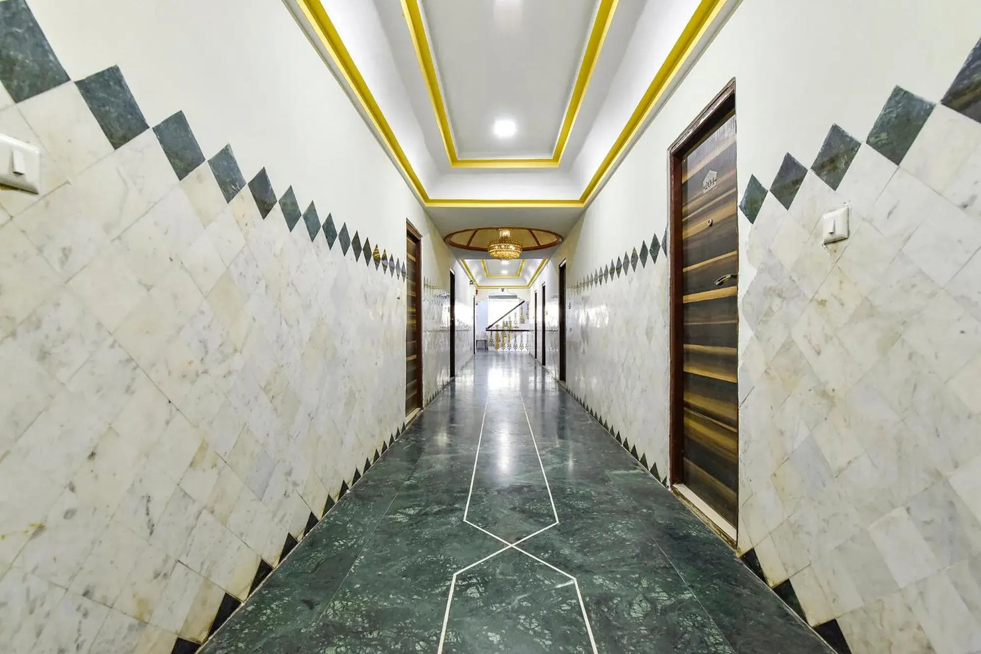 Lobby or reception in FabHotel Crystal Inn II - Paldi Char Rasta Lobby or reception in FabHotel Crystal Inn II - Paldi Char Rasta