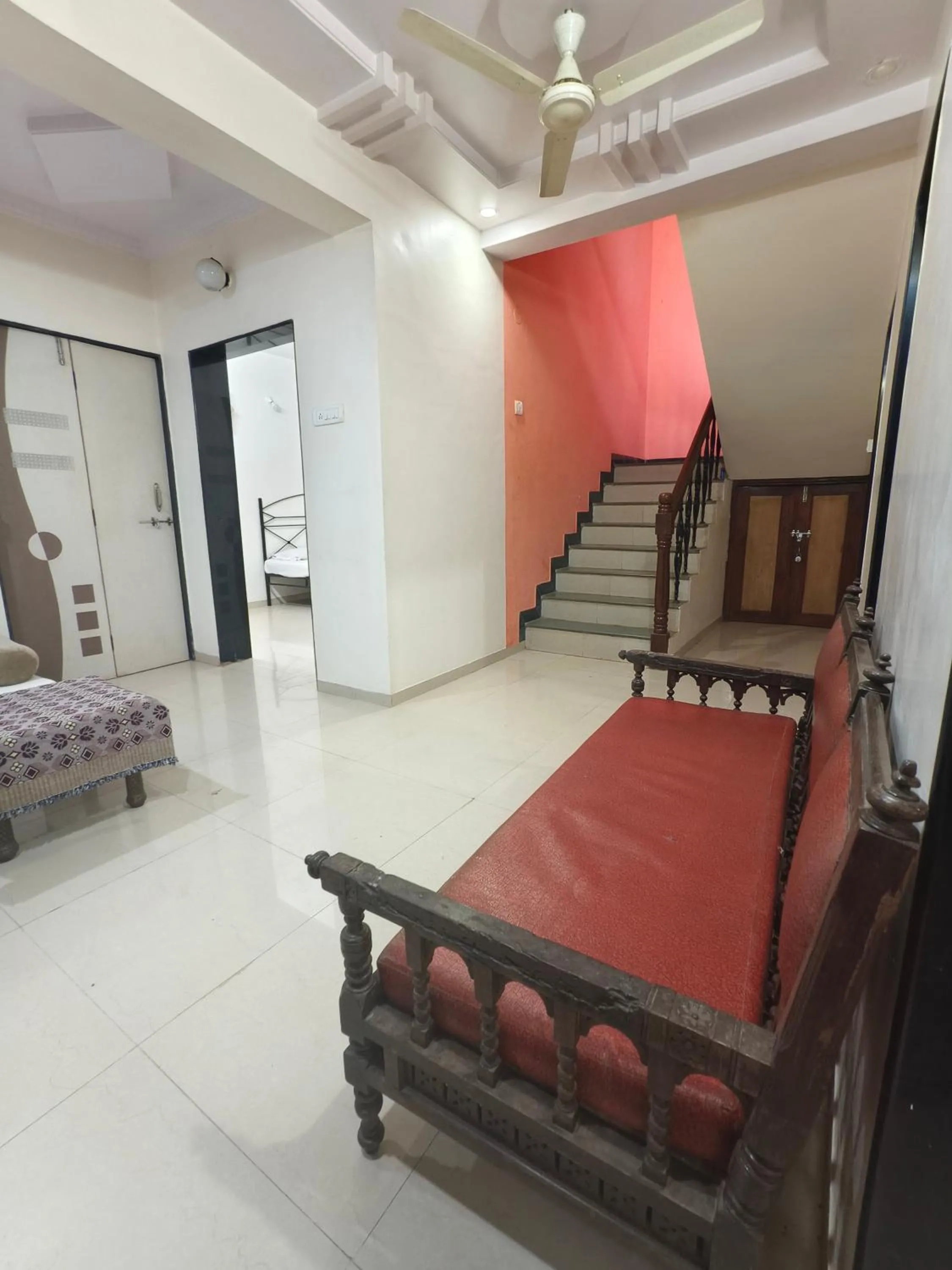 Living room, Bed in Girichintan Bunglow