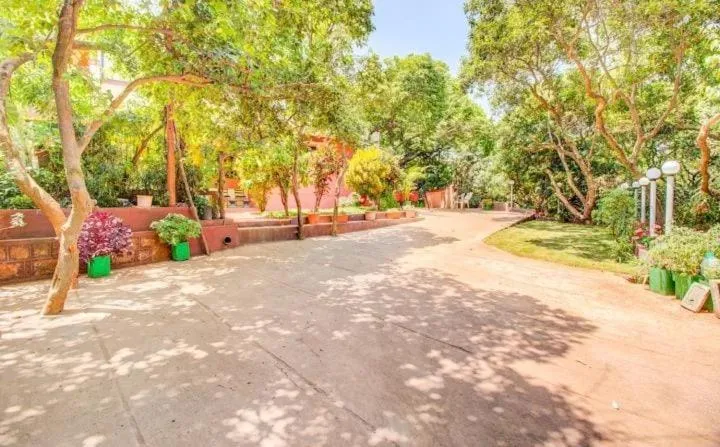 Garden view in Girichintan Bunglow
