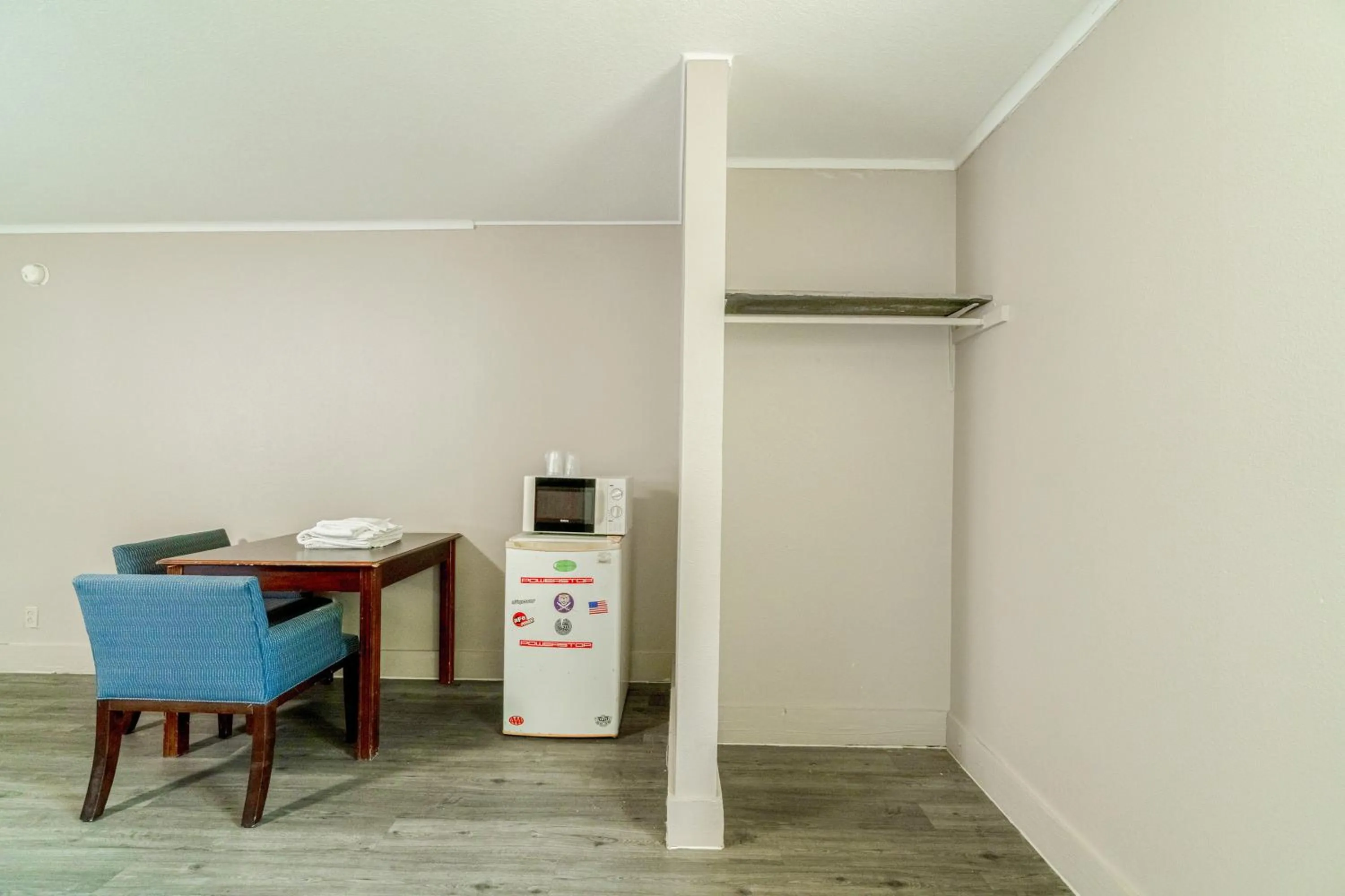 Bedroom in Cypress Inn Motel By OYO West Monroe I-20