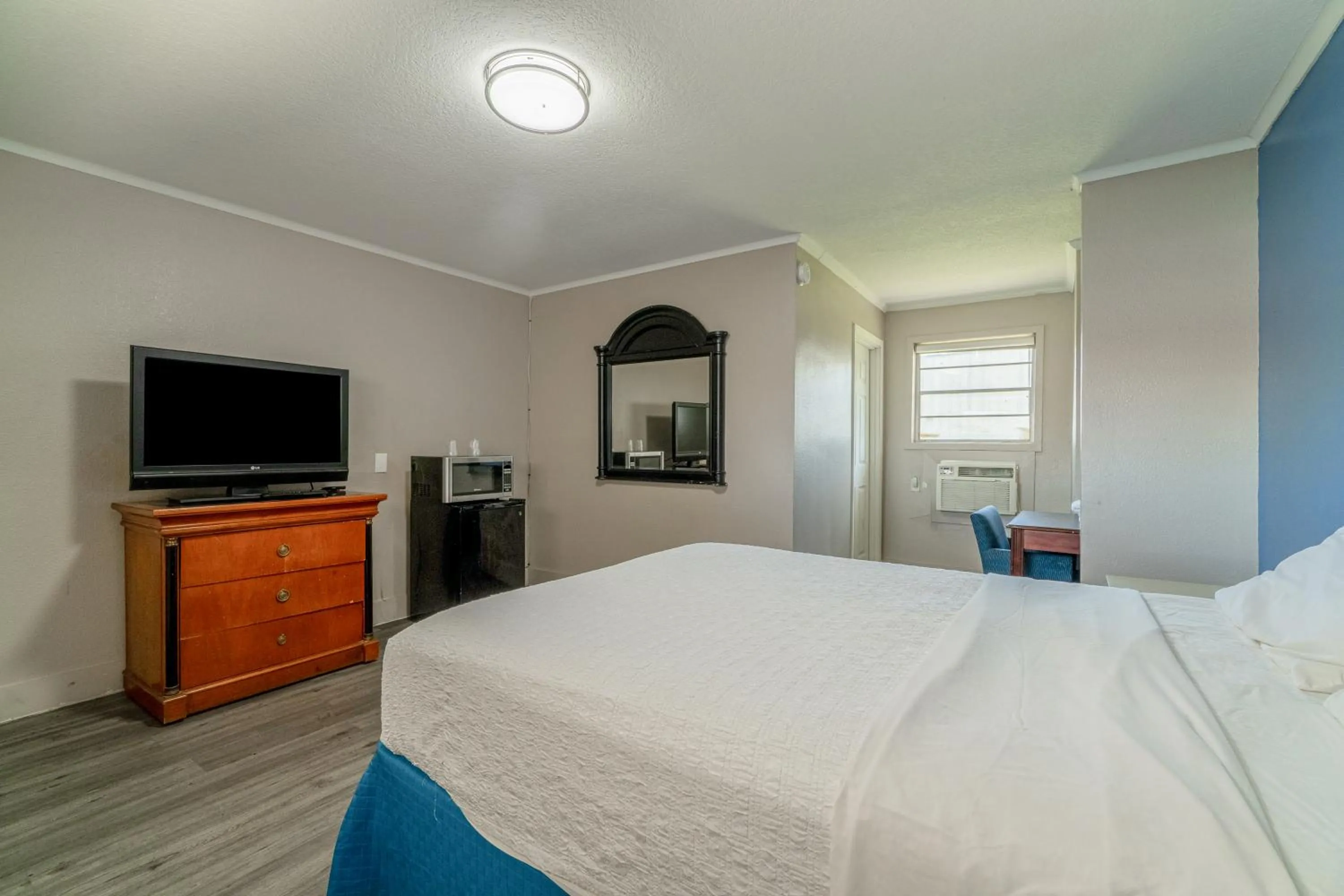 Bedroom, Bed in Cypress Inn Motel By OYO West Monroe I-20