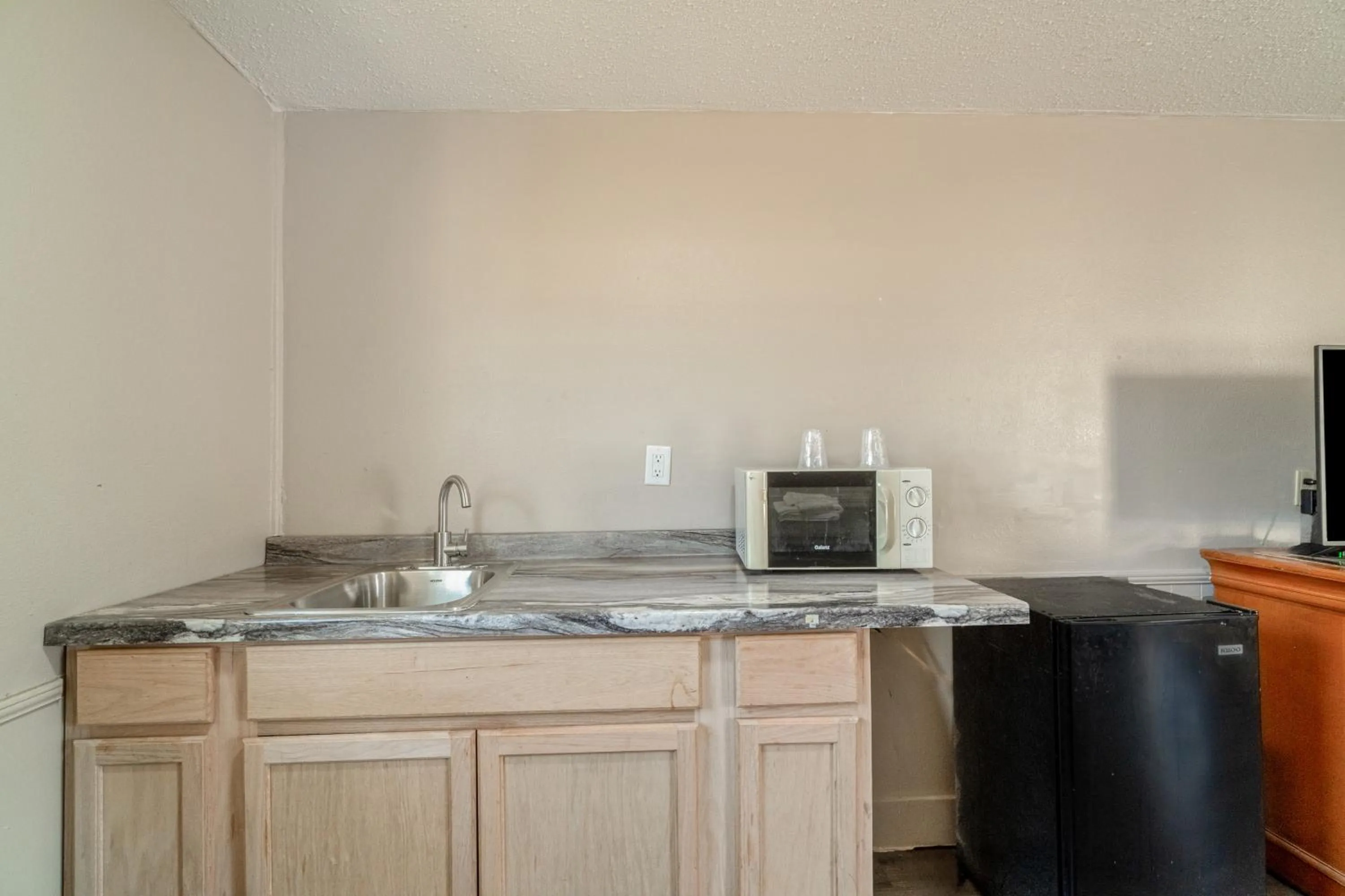 Area and facilities in Cypress Inn Motel By OYO West Monroe I-20