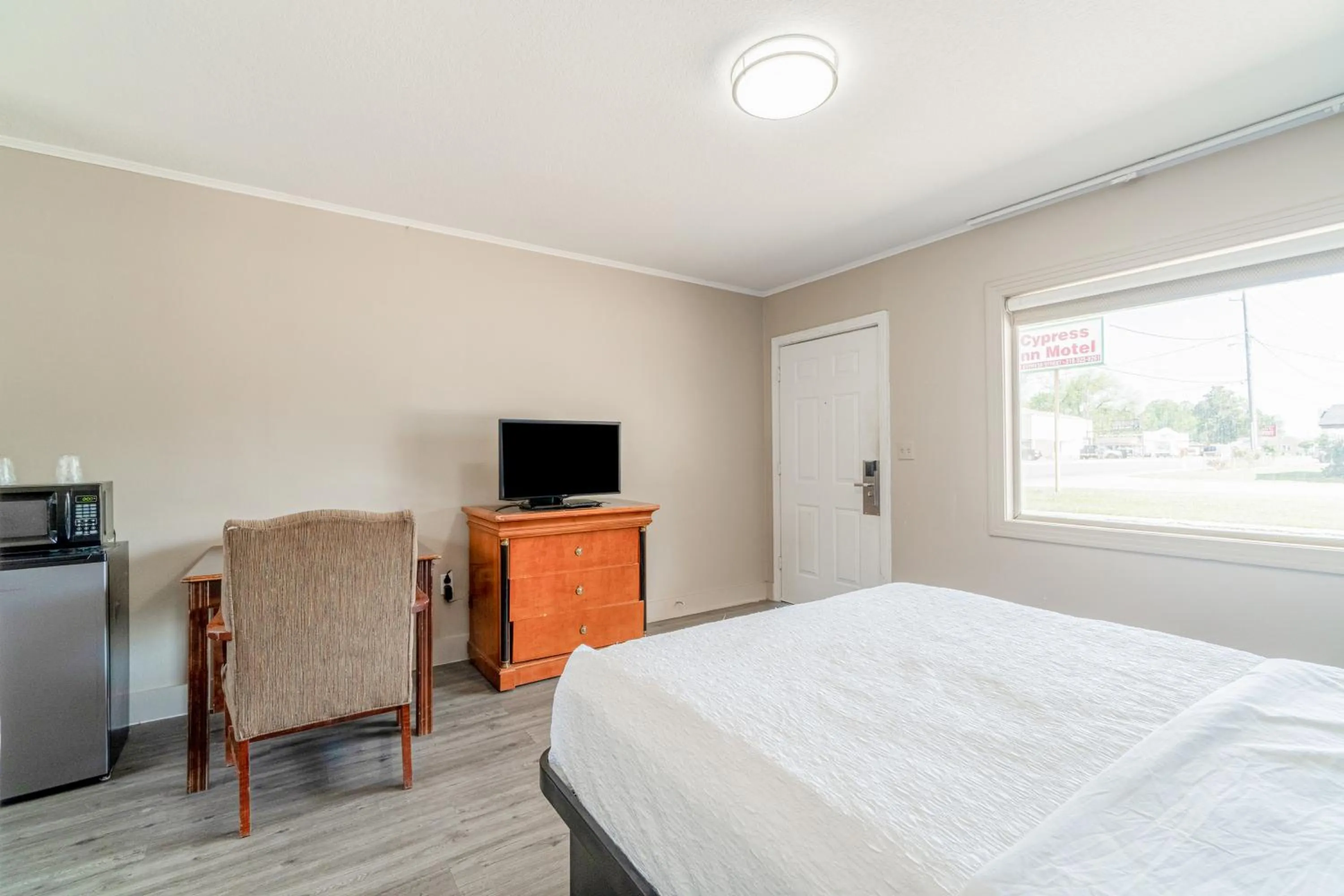 Bedroom, Bed in Cypress Inn Motel By OYO West Monroe I-20