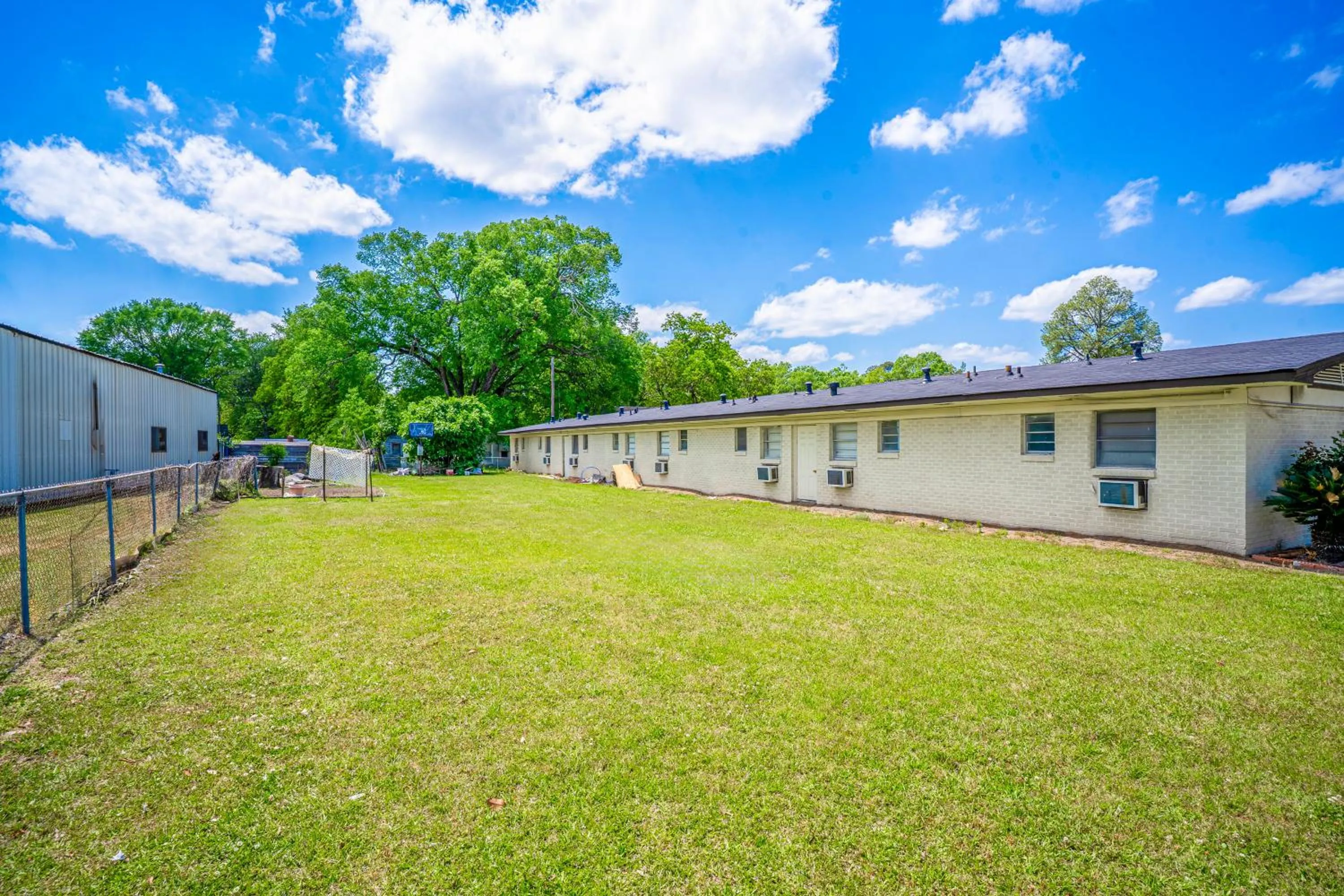 Garden in Cypress Inn Motel By OYO West Monroe I-20