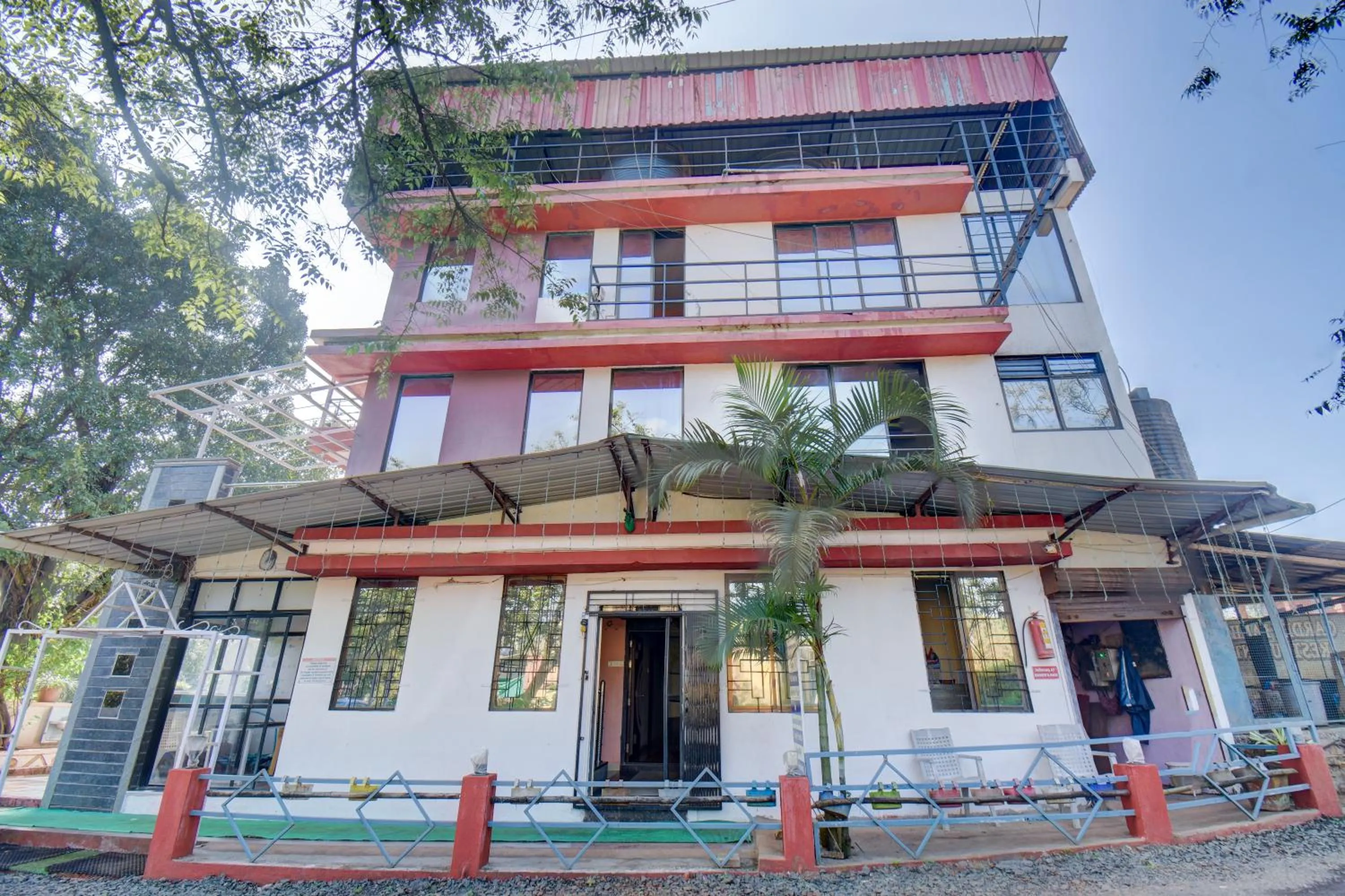 Facade/entrance in JK Hotels & Spa, Mahabaleshwar