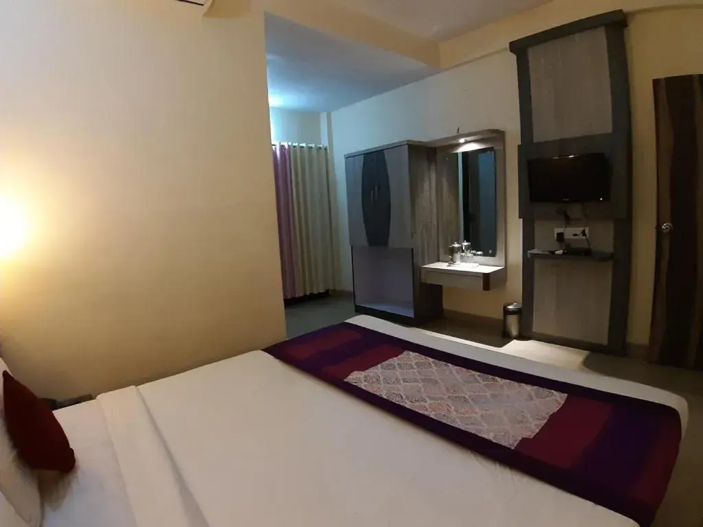 Bed in JK Hotels Mahabaleshwar Bed in JK Hotels Mahabaleshwar