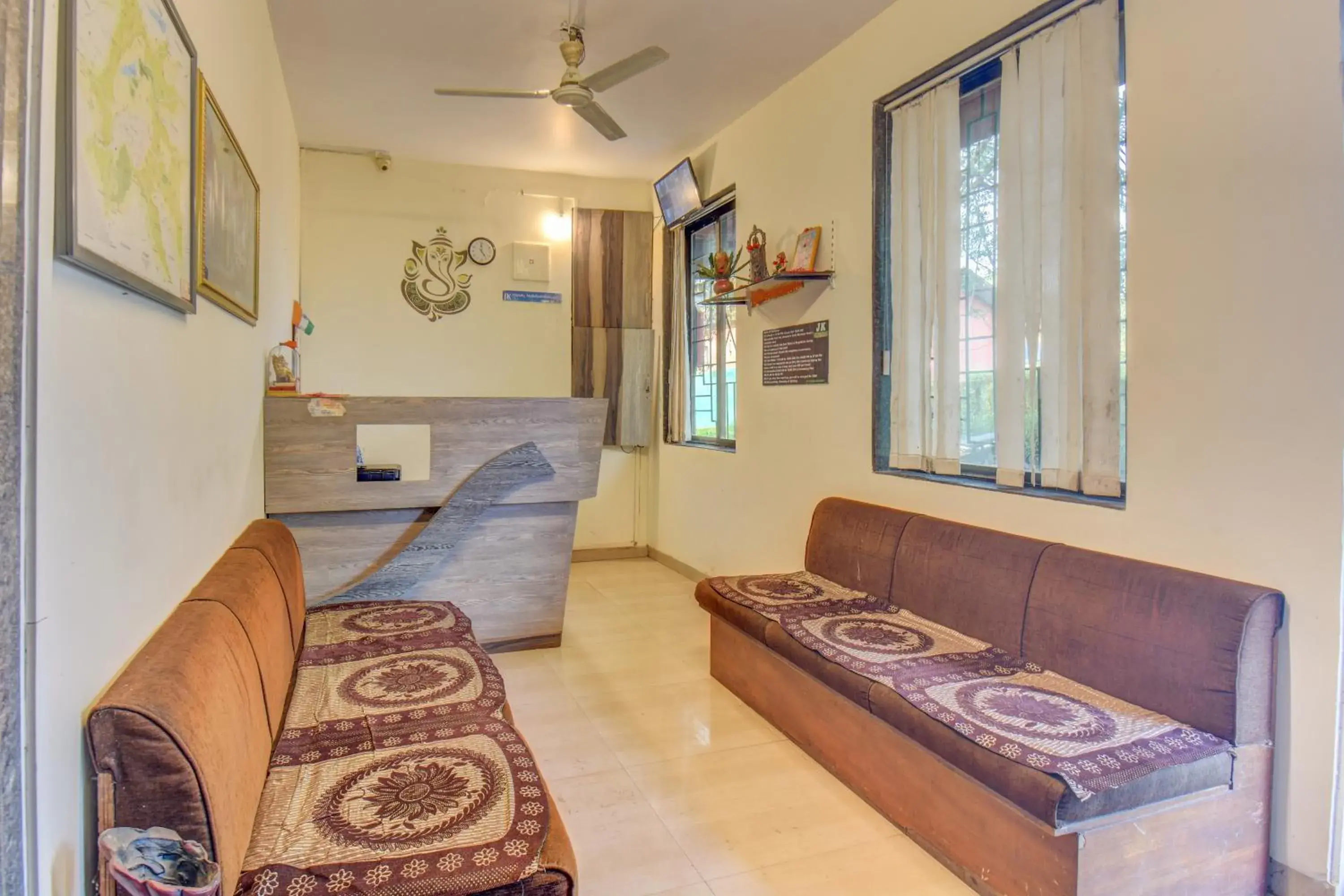 Lobby or reception, Bed in JK Hotels & Spa, Mahabaleshwar Lobby or reception, Bed in JK Hotels & Spa, Mahabaleshwar