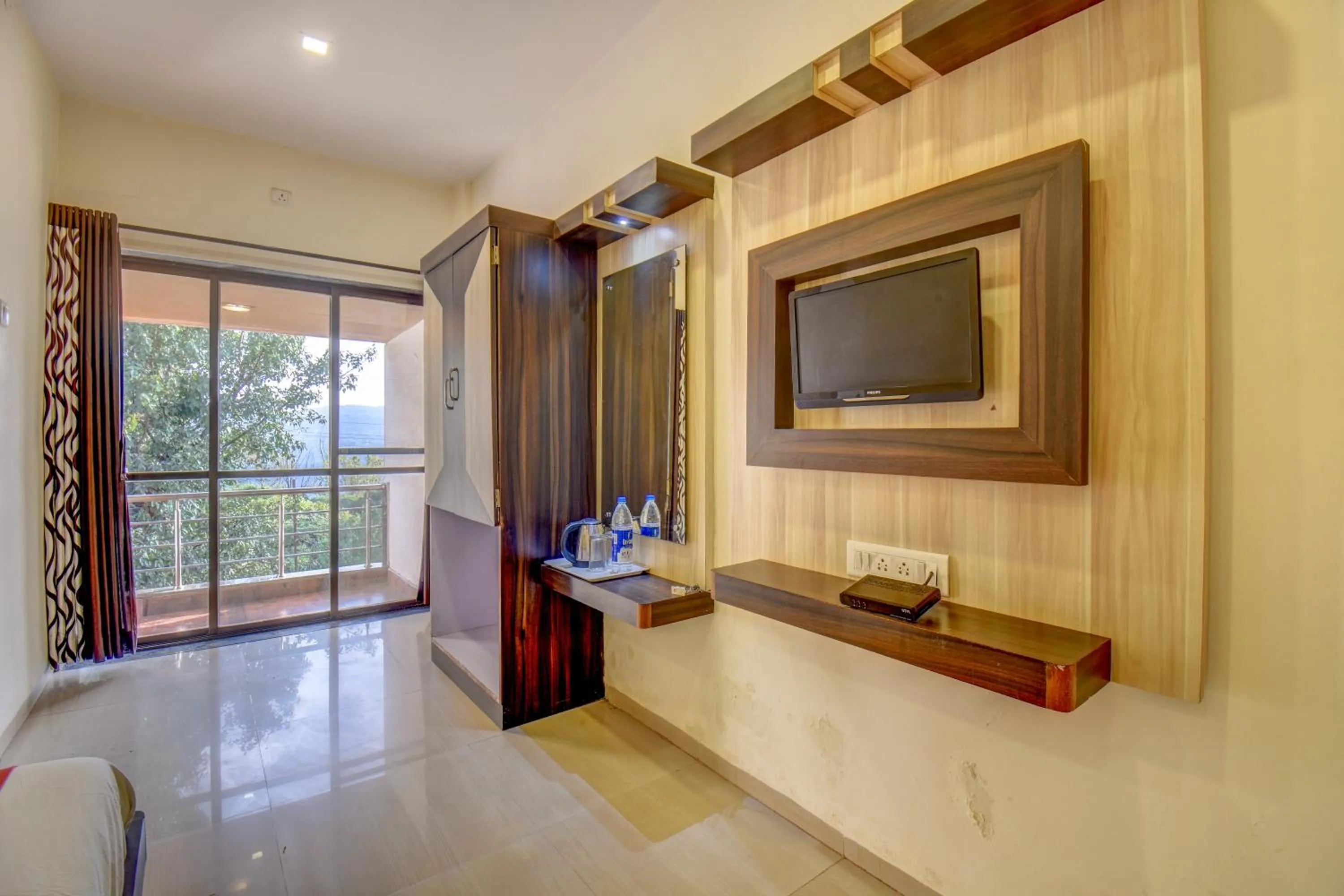 TV and multimedia in JK Hotels & Spa, Mahabaleshwar