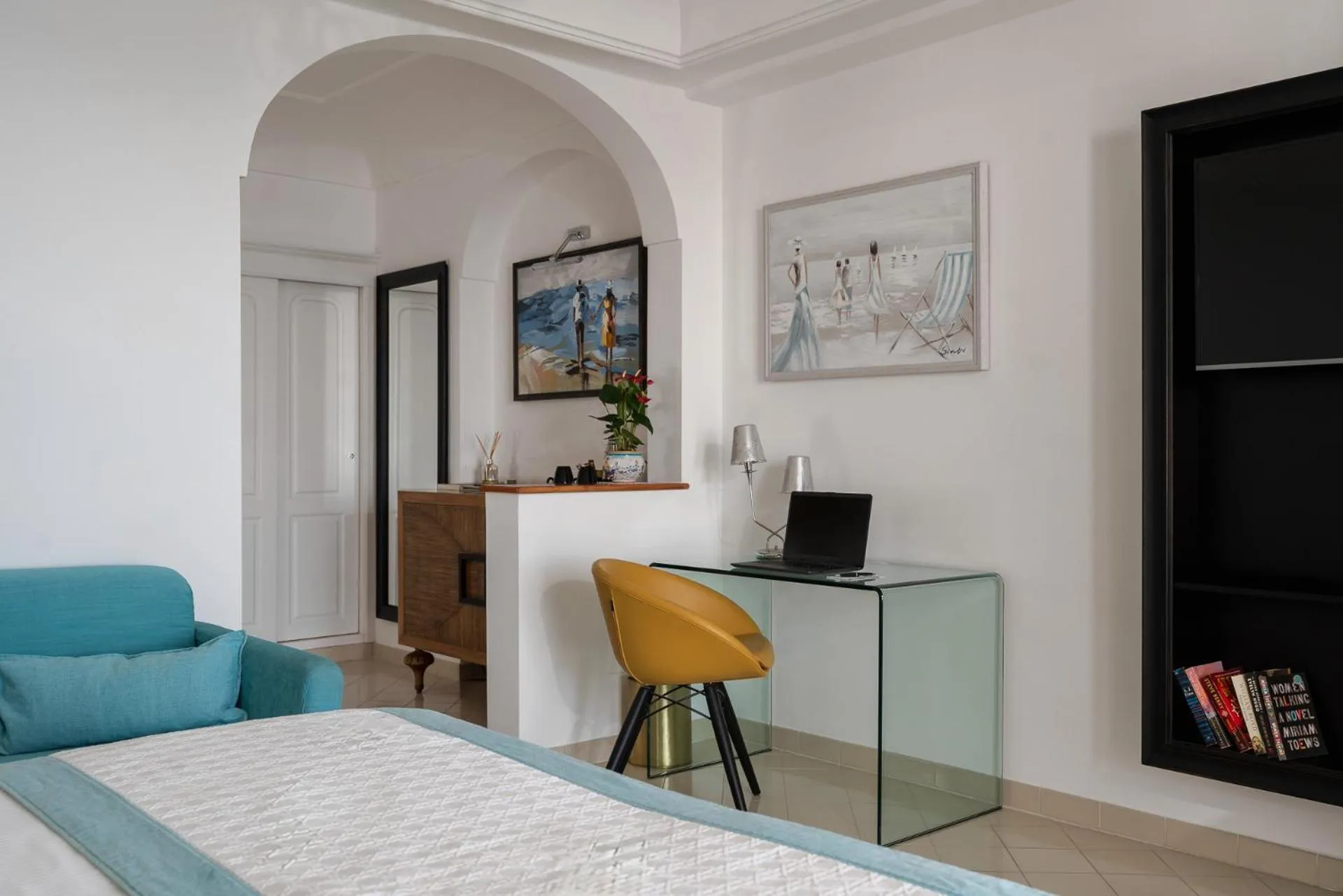 Photo of the whole room, Bed in Hotel Eden Roc