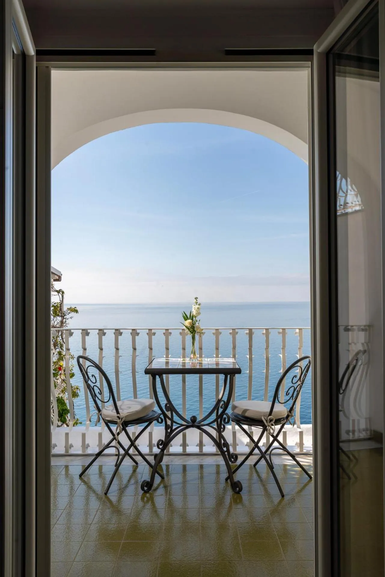 Junior Suite with Sea View in Hotel Eden Roc