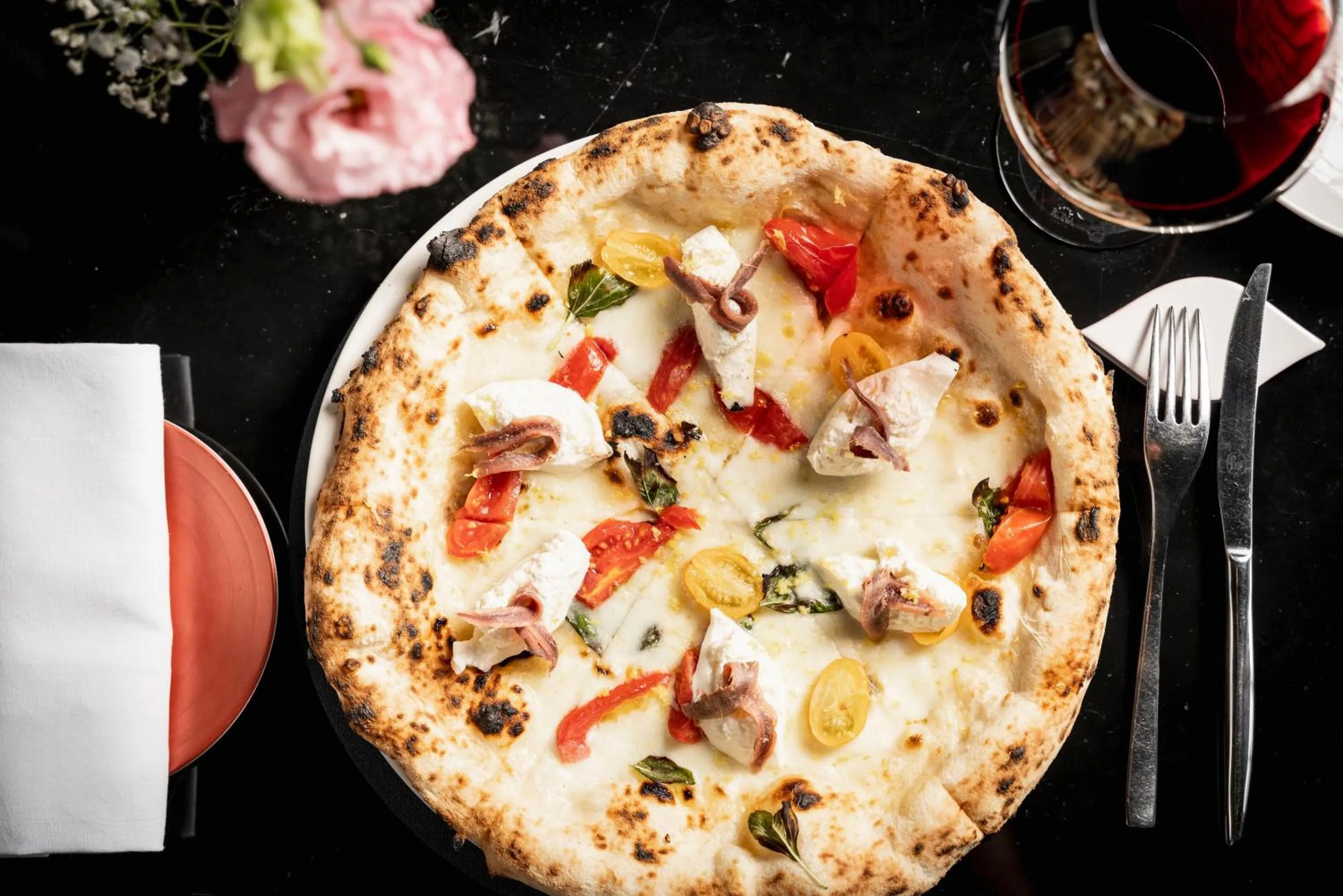 Restaurant/places to eat in Hotel Eden Roc