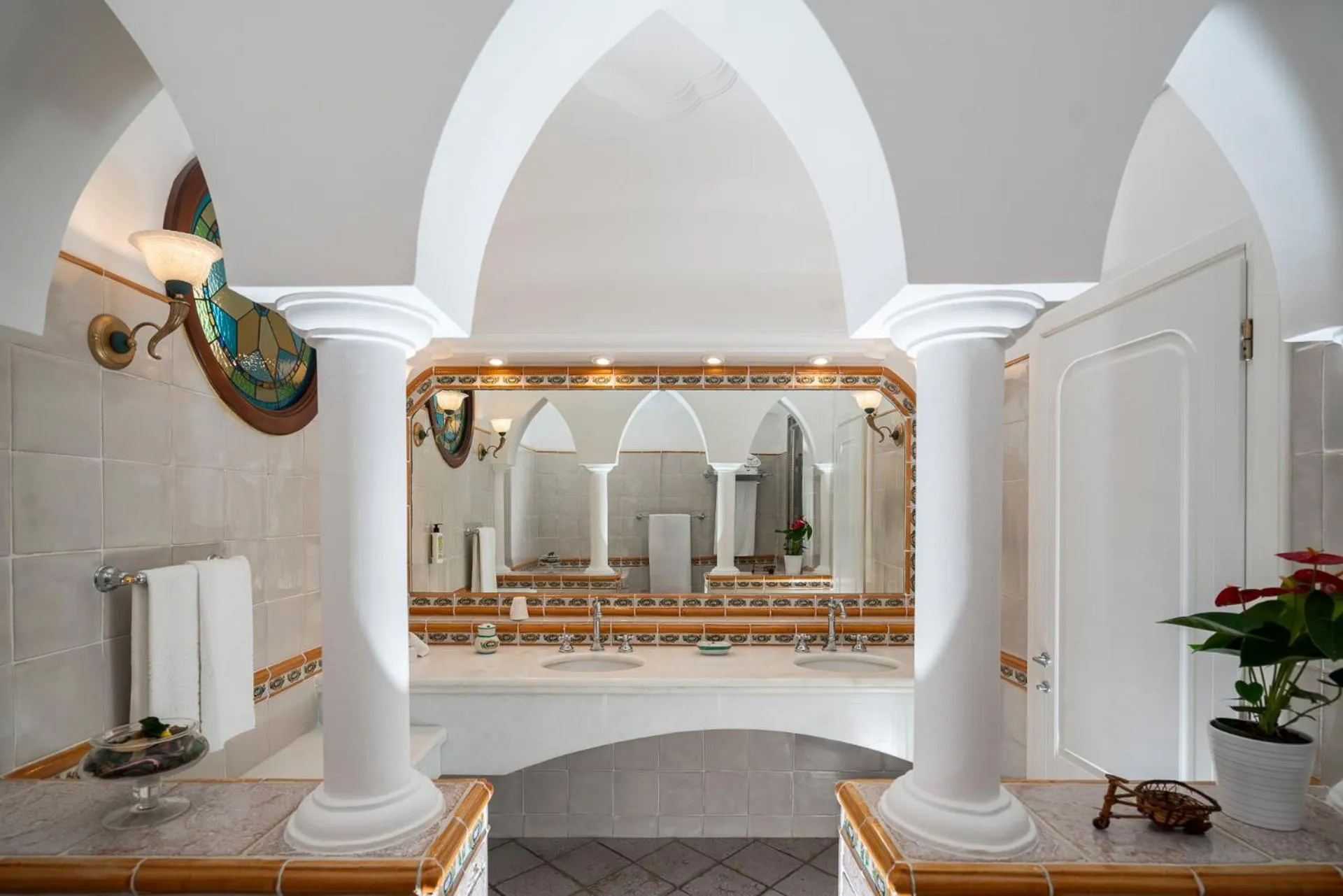 Bathroom in Hotel Eden Roc