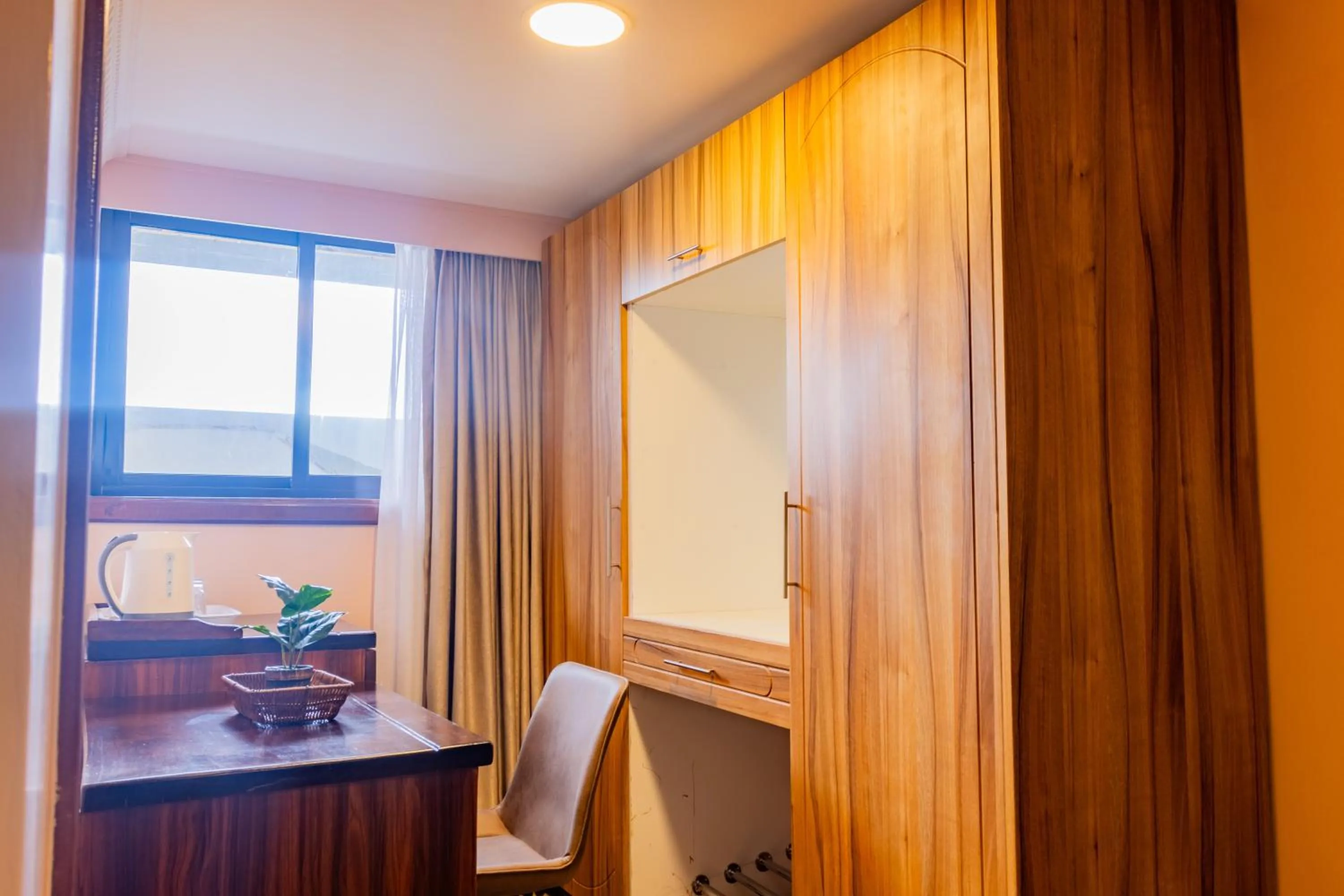 Kitchen or kitchenette in Karen Plains Hotel Nairobi