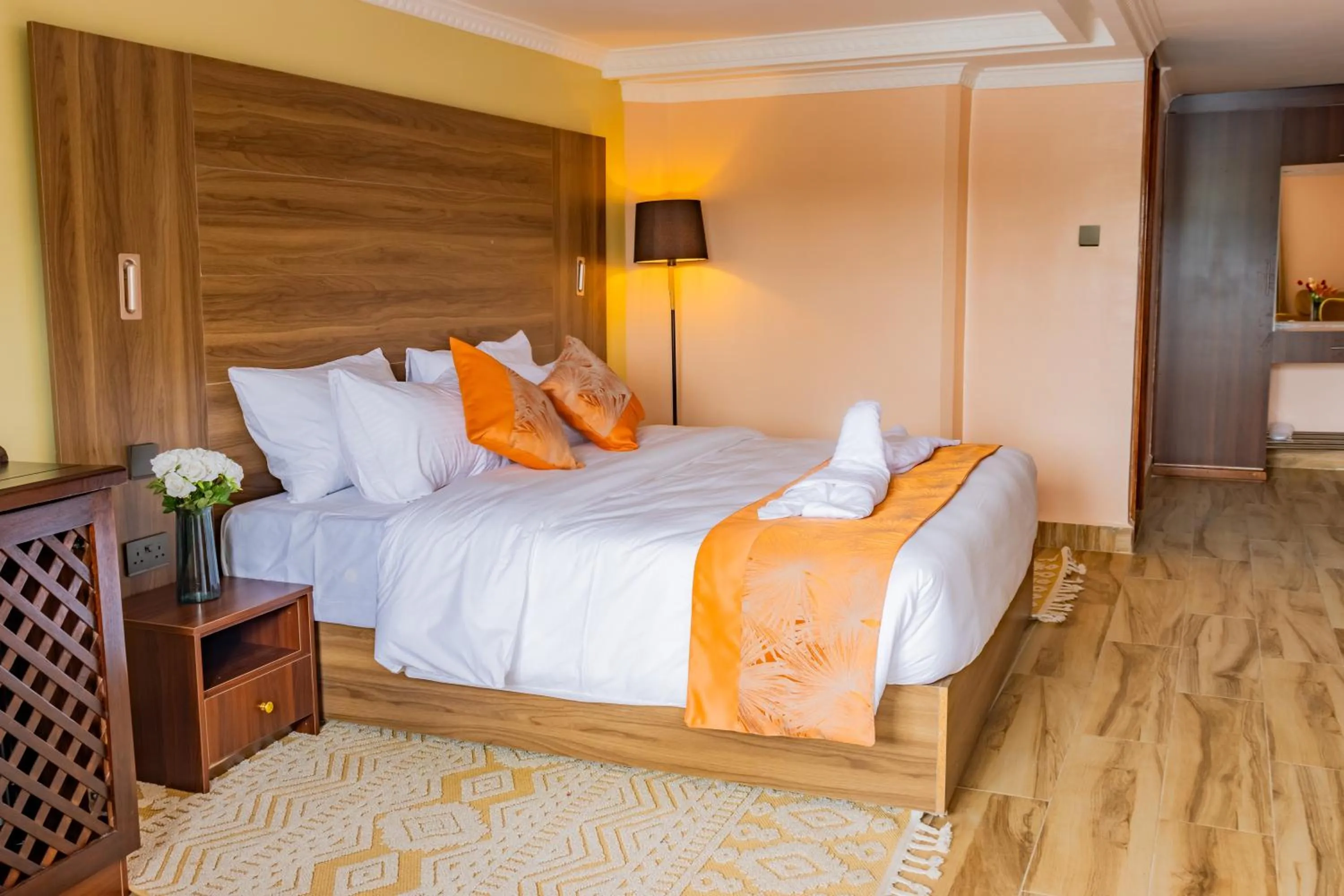 Toilet, Bed in Karen Plains Hotel Nairobi