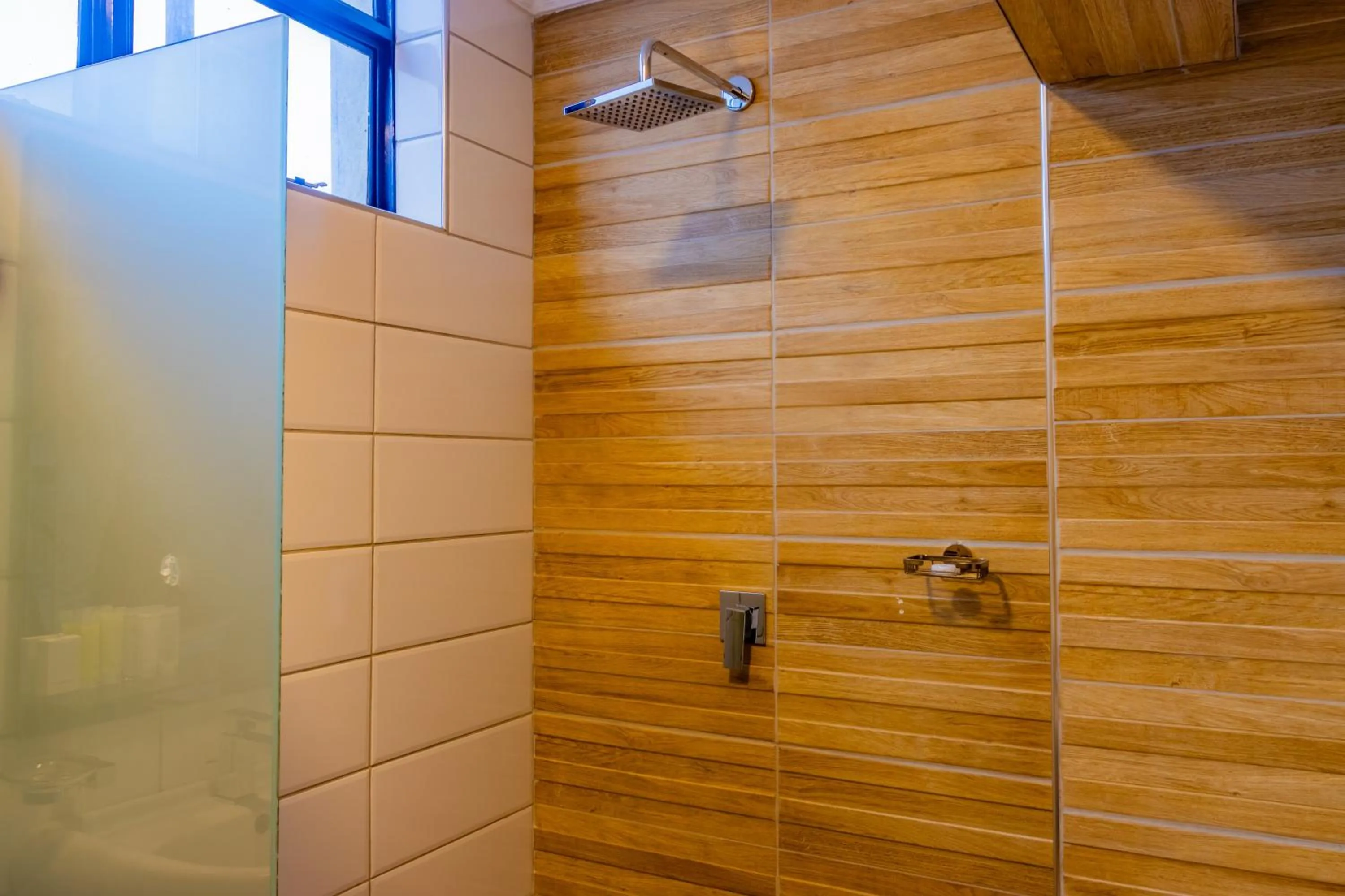 Shower in Karen Plains Hotel Nairobi