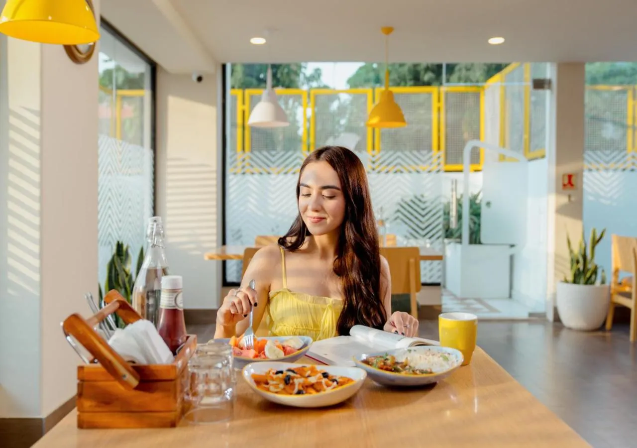 Restaurant/places to eat in Bloom Boutique l Sector 45 Gurugram