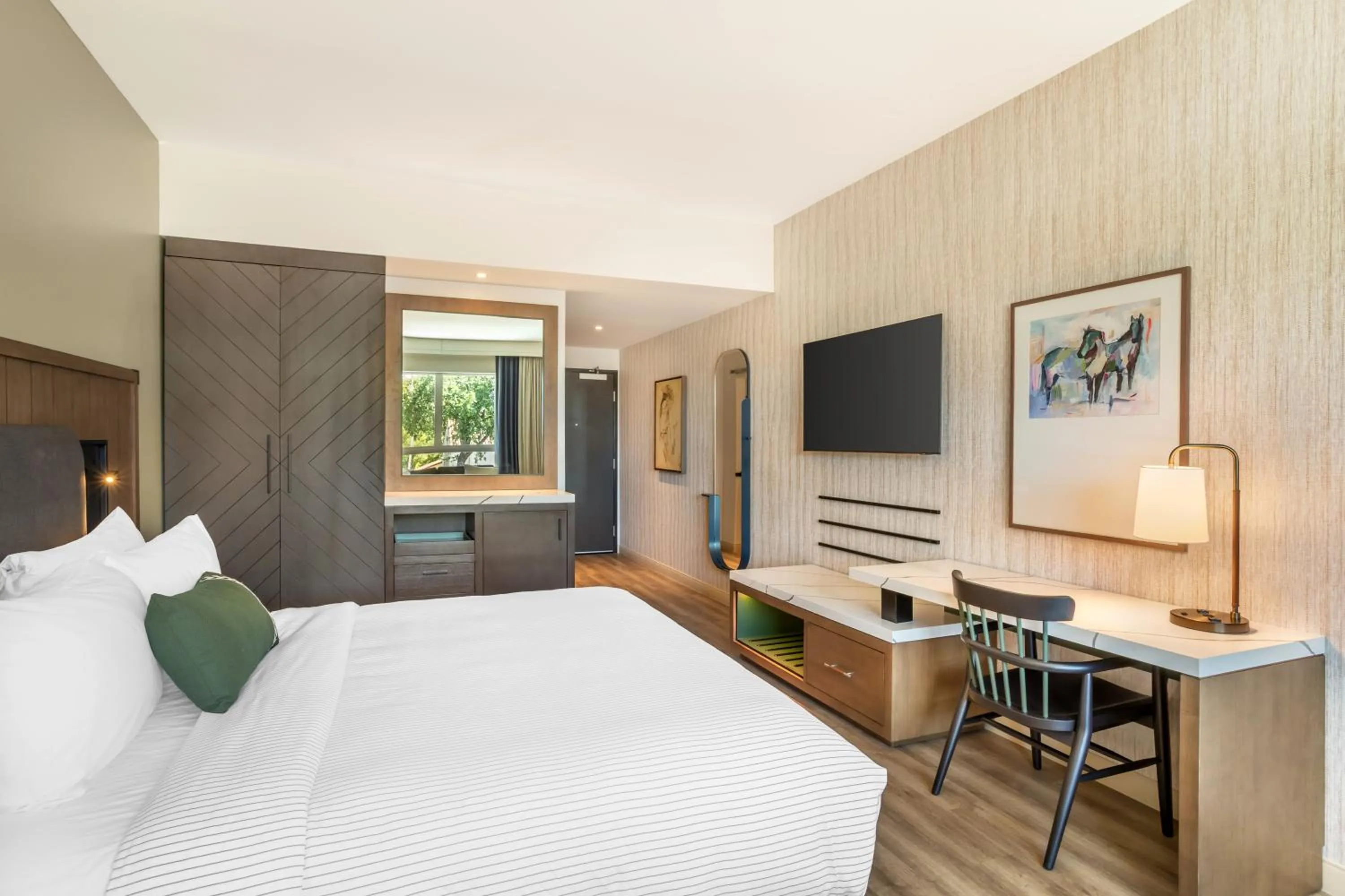 Bedroom, Bed in Cambria Hotel Templeton - Paso Robles