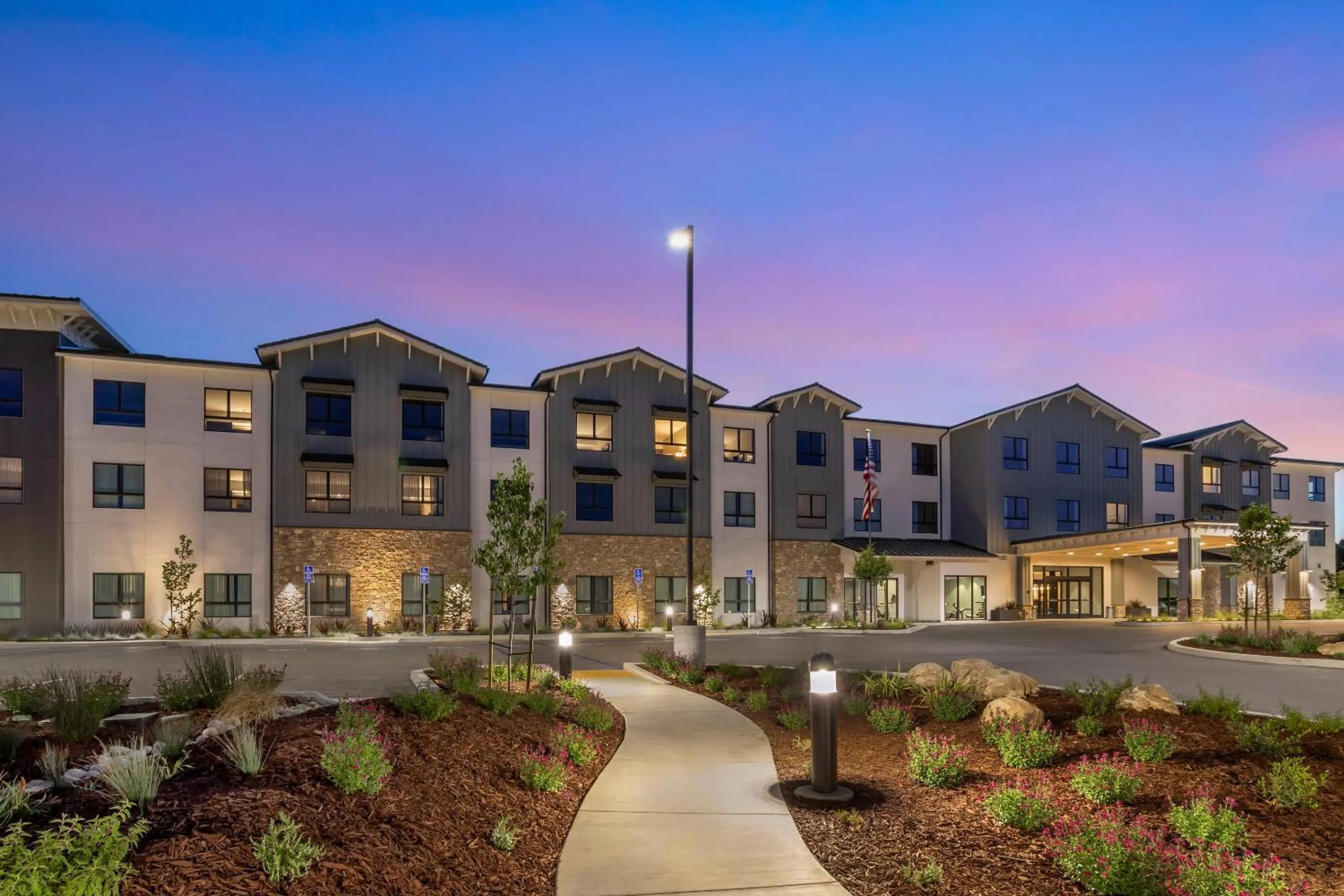 Property building in Cambria Hotel Templeton - Paso Robles