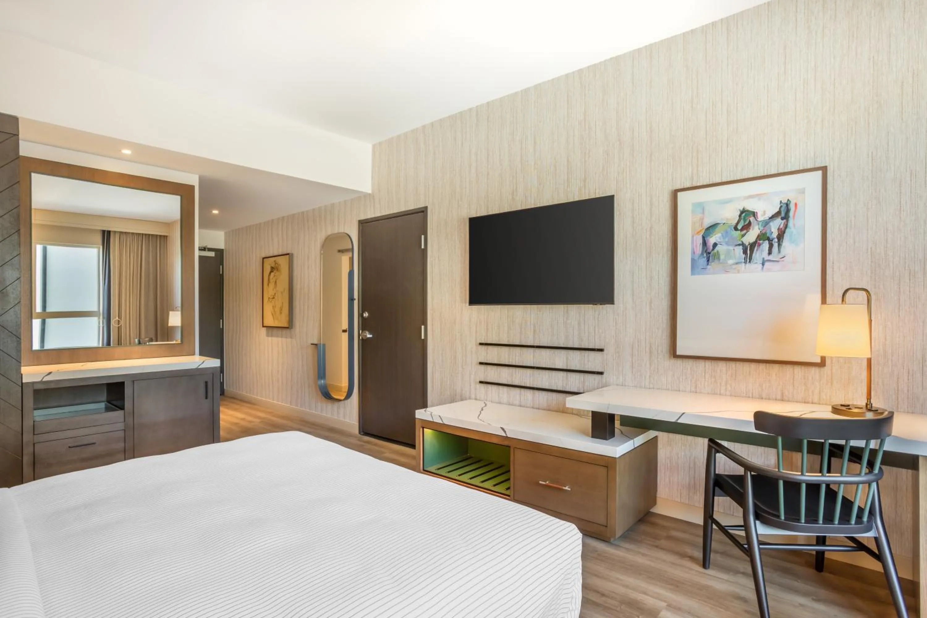 Bedroom, Bed in Cambria Hotel Templeton - Paso Robles