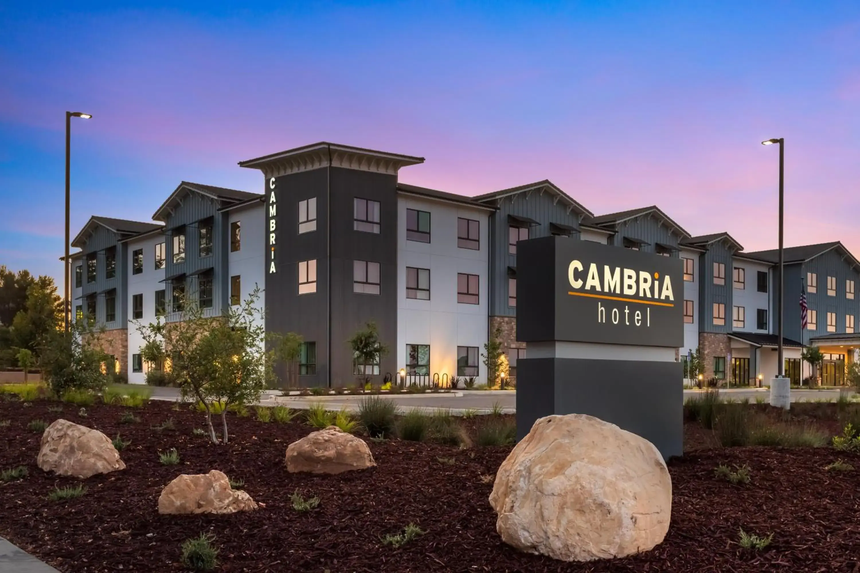 Property building in Cambria Hotel Templeton - Paso Robles Property building in Cambria Hotel Templeton - Paso Robles